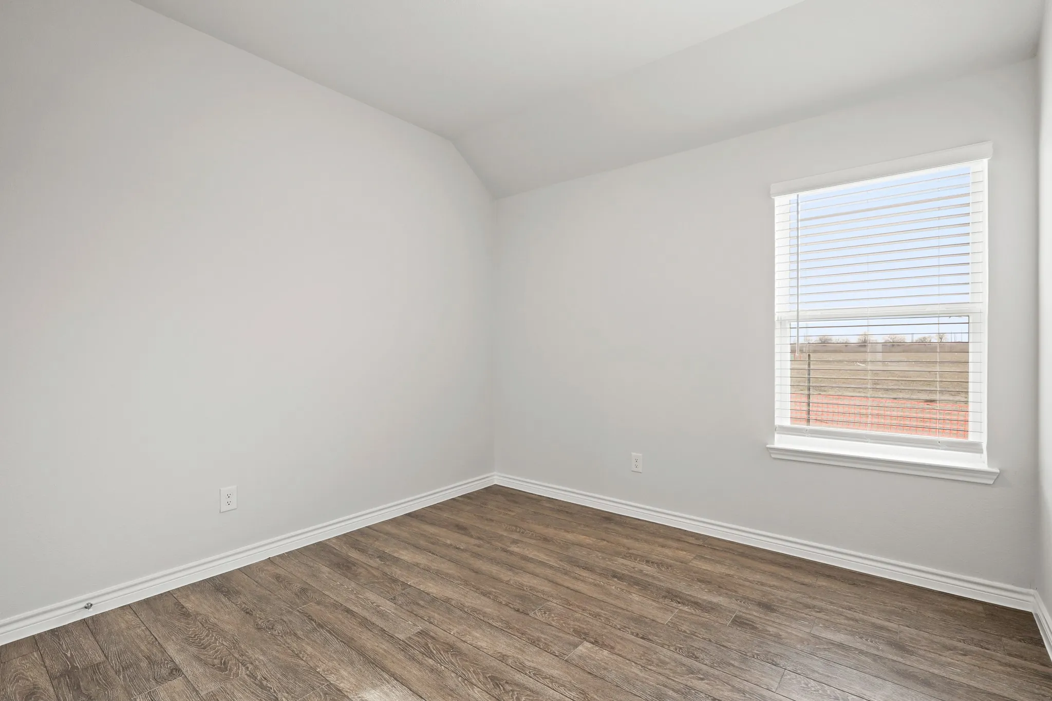 Single Family Residence For Sale in Tarrant County , 9236 Union Pacific Drive, Fort Worth, Texas 76036, 4 Bedroom, 3 Bathroom, 2 Garage spaces, 1,721 Sqft, built in 2026, mls#21322294, Real Estate Agent in Fort Worth, Homes For Sale in Tarrant county, Homes For Sale in Fort Worth, Realtor in Fort Worth Texas, Real Estate Brokerage Independent Realty Texas, Luminita Cordes Realtor
