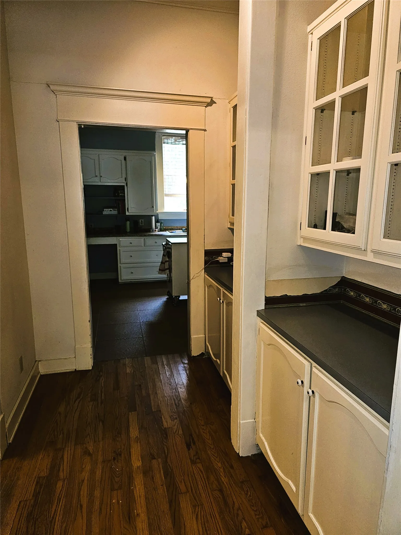 Single Family Residence For Sale in Limestone County , 200 S Canton Street, Mexia, Texas 76667, 3 Bedroom, 4 Bathroom, Garage spaces, 2,968 Sqft, built in 1908, Price $169,500, mls#21320265, Real Estate Agent in Mexia, Homes For Sale in Limestone county, Homes For Sale in Mexia, Realtor in Mexia Texas, Real Estate Brokerage Independent Realty Texas, Luminita Cordes Realtor