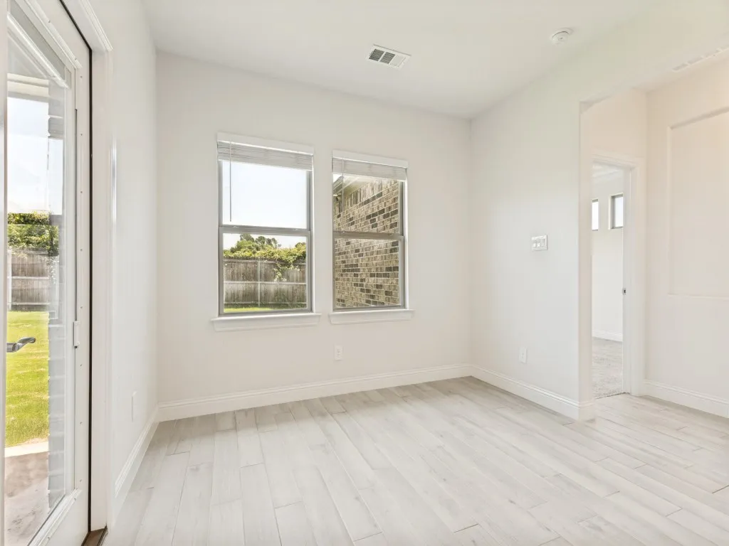 Single Family Residence For Sale in Parker County , 120 Rosemary Drive, Azle, Texas 76020, 3 Bedroom, 3 Bathroom, 3 Garage spaces, 2,036 Sqft, built in 2021, mls#21322187, Real Estate Agent in Azle, Homes For Sale in Parker county, Homes For Sale in Azle, Realtor in Azle Texas, Real Estate Brokerage Independent Realty Texas, Luminita Cordes Realtor
