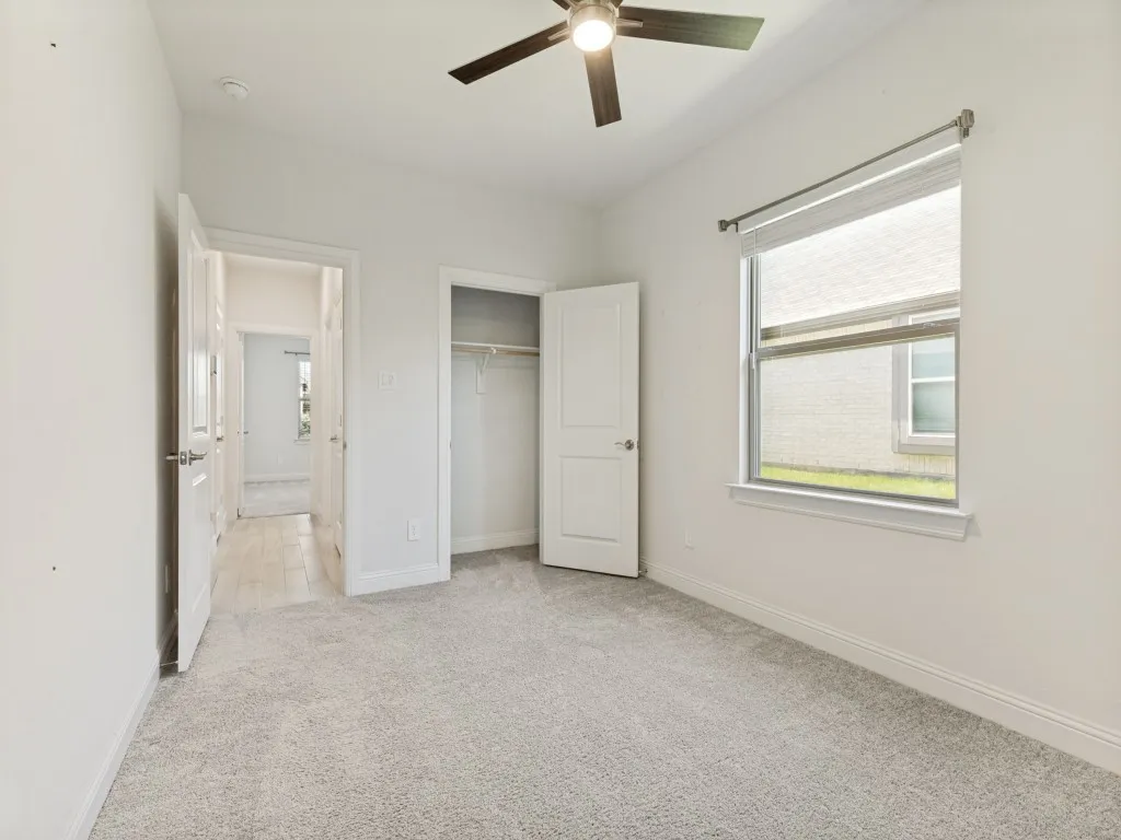 Single Family Residence For Sale in Parker County , 120 Rosemary Drive, Azle, Texas 76020, 3 Bedroom, 3 Bathroom, 3 Garage spaces, 2,036 Sqft, built in 2021, mls#21322187, Real Estate Agent in Azle, Homes For Sale in Parker county, Homes For Sale in Azle, Realtor in Azle Texas, Real Estate Brokerage Independent Realty Texas, Luminita Cordes Realtor
