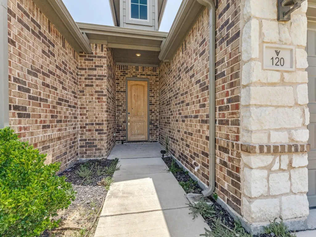 Single Family Residence For Sale in Parker County , 120 Rosemary Drive, Azle, Texas 76020, 3 Bedroom, 3 Bathroom, 3 Garage spaces, 2,036 Sqft, built in 2021, mls#21322187, Real Estate Agent in Azle, Homes For Sale in Parker county, Homes For Sale in Azle, Realtor in Azle Texas, Real Estate Brokerage Independent Realty Texas, Luminita Cordes Realtor
