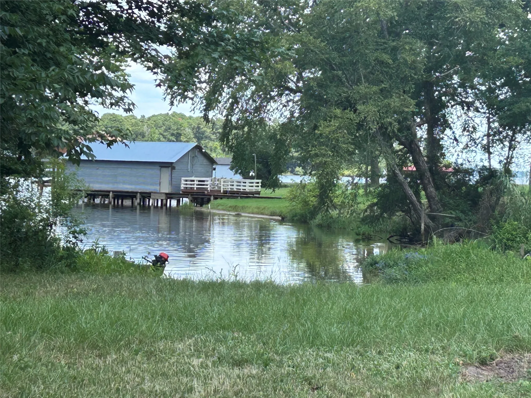 Improved Land For Sale in Henderson County , 22221 Brierwood Drive, Frankston, Texas 75763, 0, 0, Garage spaces, 0 Sqft, built in 2001, mls#21322300, Real Estate Agent in Frankston, Homes For Sale in Henderson county, Homes For Sale in Frankston, Realtor in Frankston Texas, Real Estate Brokerage Independent Realty Texas, Luminita Cordes Realtor