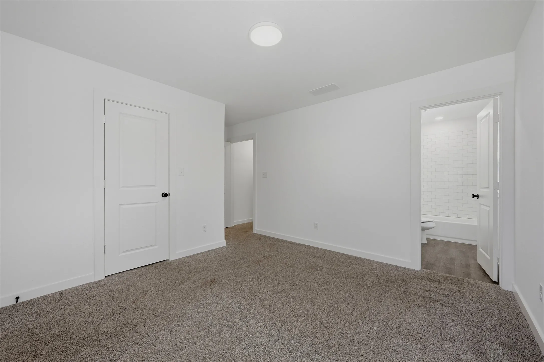 Duplex For Rent in Grayson County , 227 W Bond Street, Denison, Texas 75020, 3 Bedroom, 3 Bathroom, Garage spaces, 1,452 Sqft, built in 2022, mls#21322316, Real Estate Agent in Denison, Homes For Rent in Grayson county, Homes For Rent in Denison, Realtor in Denison Texas, Real Estate Brokerage Independent Realty Texas, Luminita Cordes Realtor