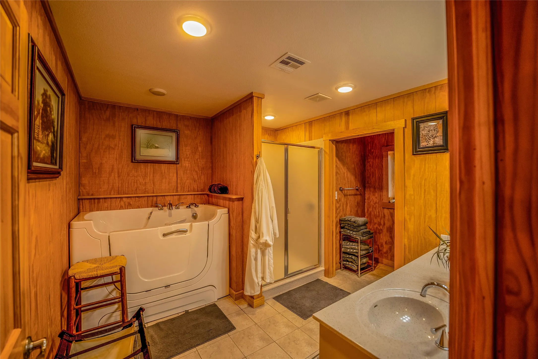 Single Family Residence For Sale in Bell County , 8591 Witter Lane, Temple, Texas 76502, 3 Bedroom, 5 Bathroom, 3 Garage spaces, 7,082 Sqft, built in 2020, mls#21322284, Real Estate Agent in Temple, Homes For Sale in Bell county, Homes For Sale in Temple, Realtor in Temple Texas, Real Estate Brokerage Independent Realty Texas, Luminita Cordes Realtor