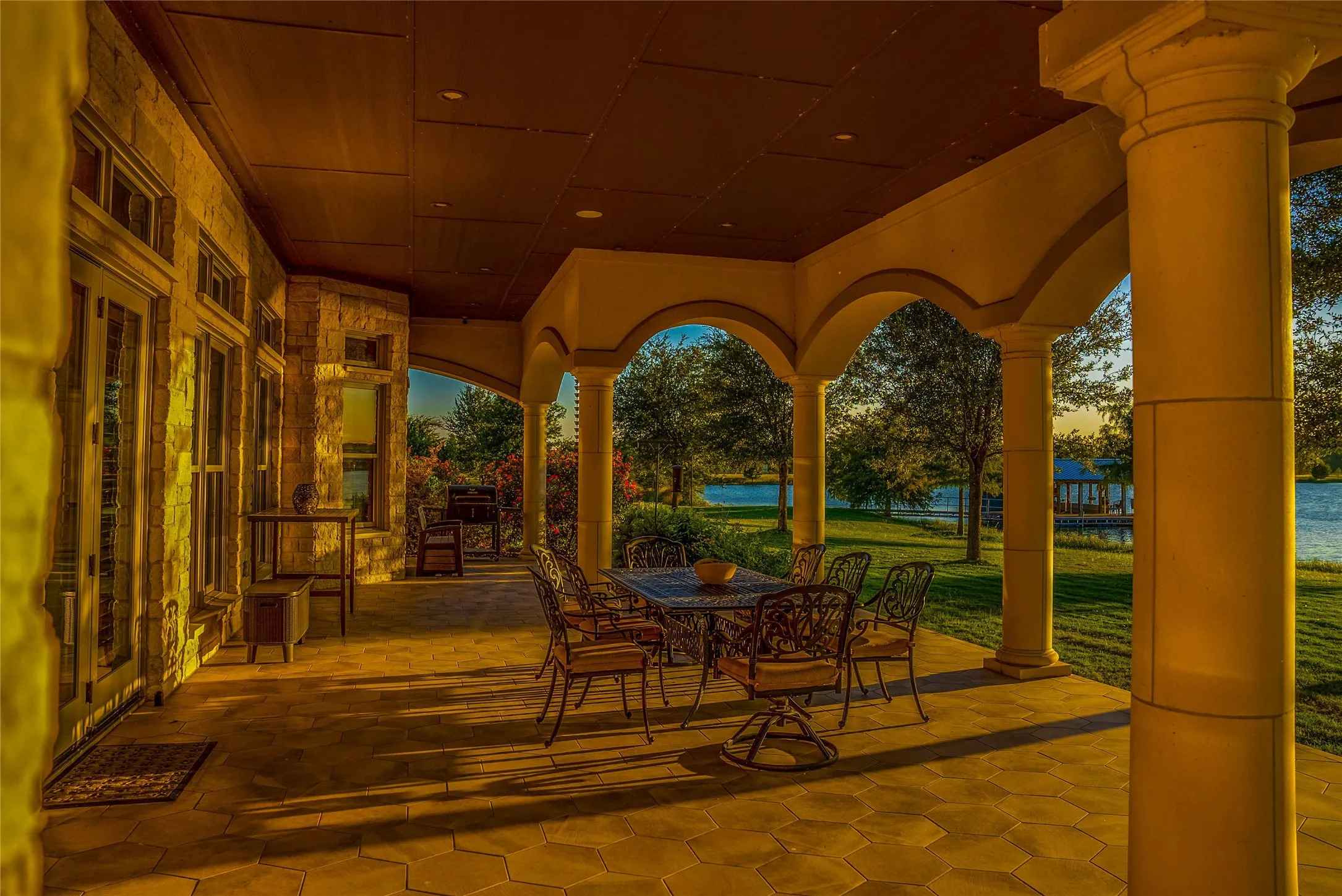 Single Family Residence For Sale in Bell County , 8591 Witter Lane, Temple, Texas 76502, 3 Bedroom, 5 Bathroom, 3 Garage spaces, 7,082 Sqft, built in 2020, mls#21322284, Real Estate Agent in Temple, Homes For Sale in Bell county, Homes For Sale in Temple, Realtor in Temple Texas, Real Estate Brokerage Independent Realty Texas, Luminita Cordes Realtor