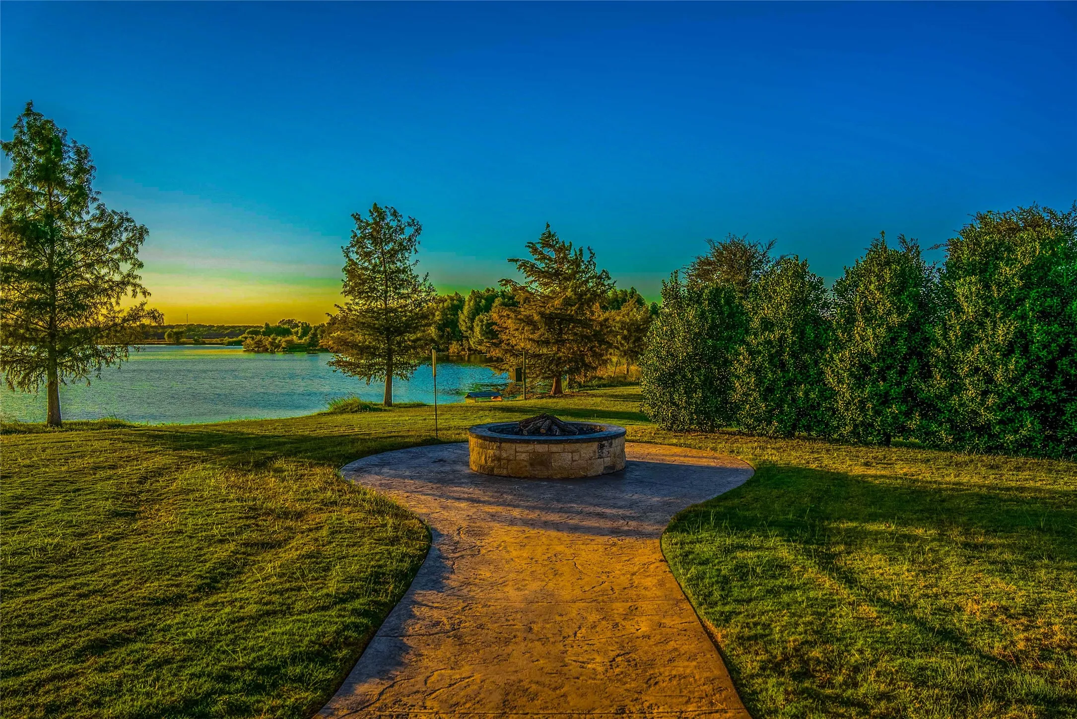 Single Family Residence For Sale in Bell County , 8591 Witter Lane, Temple, Texas 76502, 3 Bedroom, 5 Bathroom, 3 Garage spaces, 7,082 Sqft, built in 2020, mls#21322284, Real Estate Agent in Temple, Homes For Sale in Bell county, Homes For Sale in Temple, Realtor in Temple Texas, Real Estate Brokerage Independent Realty Texas, Luminita Cordes Realtor