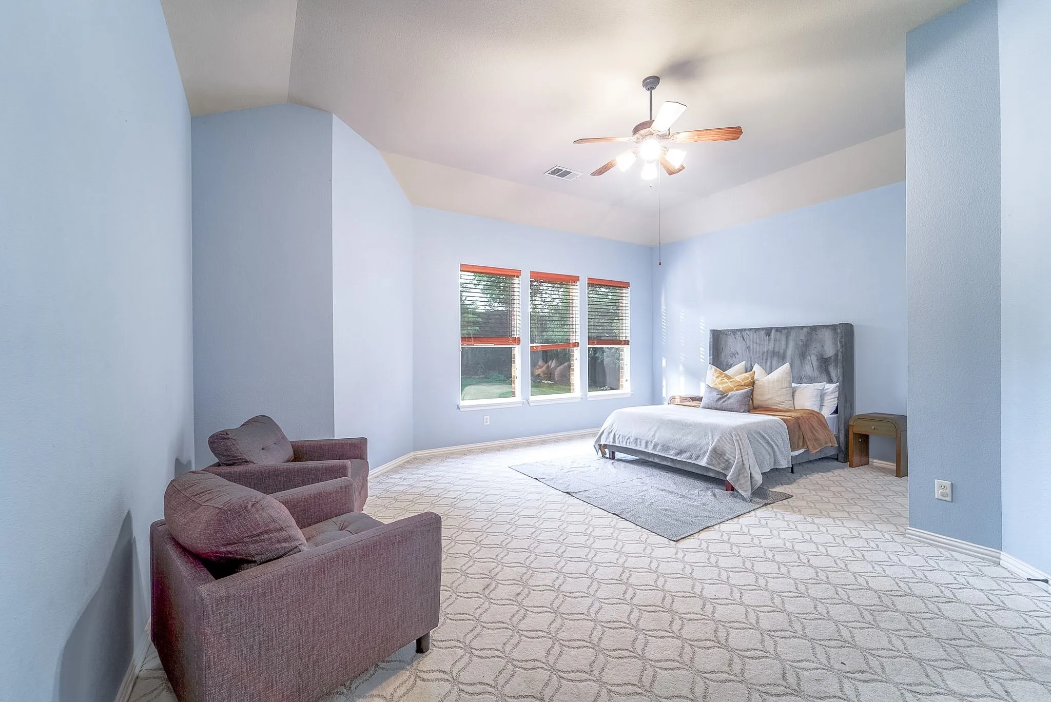 Single Family Residence For Sale in Collin County , 924 Brentwood Drive, Murphy, Texas 75094, 4 Bedroom, 4 Bathroom, 2 Garage spaces, 3,749 Sqft, built in 2005, mls#21315167, Real Estate Agent in Murphy, Homes For Sale in Collin county, Homes For Sale in Murphy, Realtor in Murphy Texas, Real Estate Brokerage Independent Realty Texas, Luminita Cordes Realtor