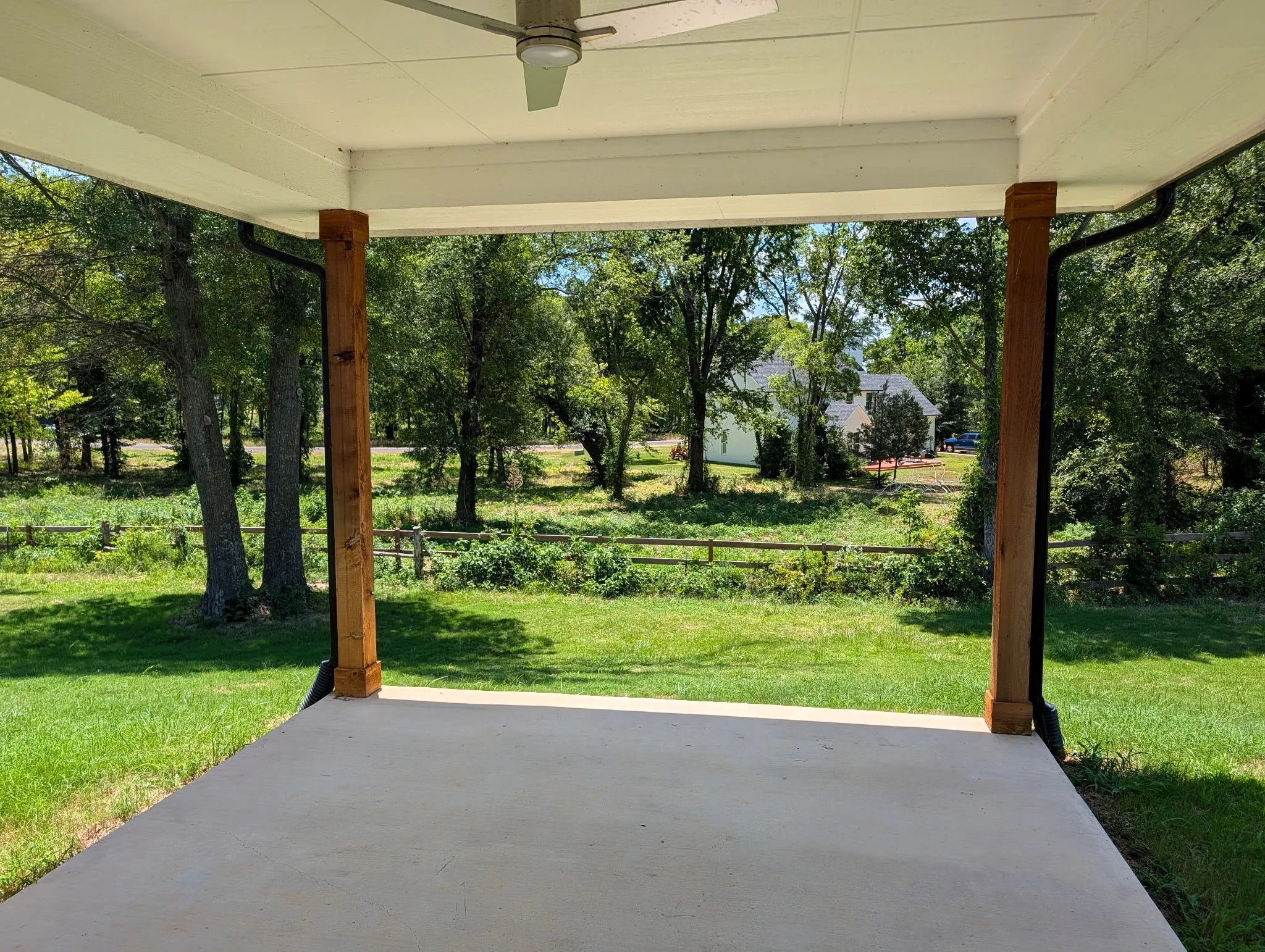Single Family Residence For Sale in Kaufman County , 206 Splitrail Drive, Mabank, Texas 75143, 5 Bedroom, 4 Bathroom, 3 Garage spaces, 2,381 Sqft, built in 2024, mls#21322335, Real Estate Agent in Mabank, Homes For Sale in Kaufman county, Homes For Sale in Mabank, Realtor in Mabank Texas, Real Estate Brokerage Independent Realty Texas, Luminita Cordes Realtor