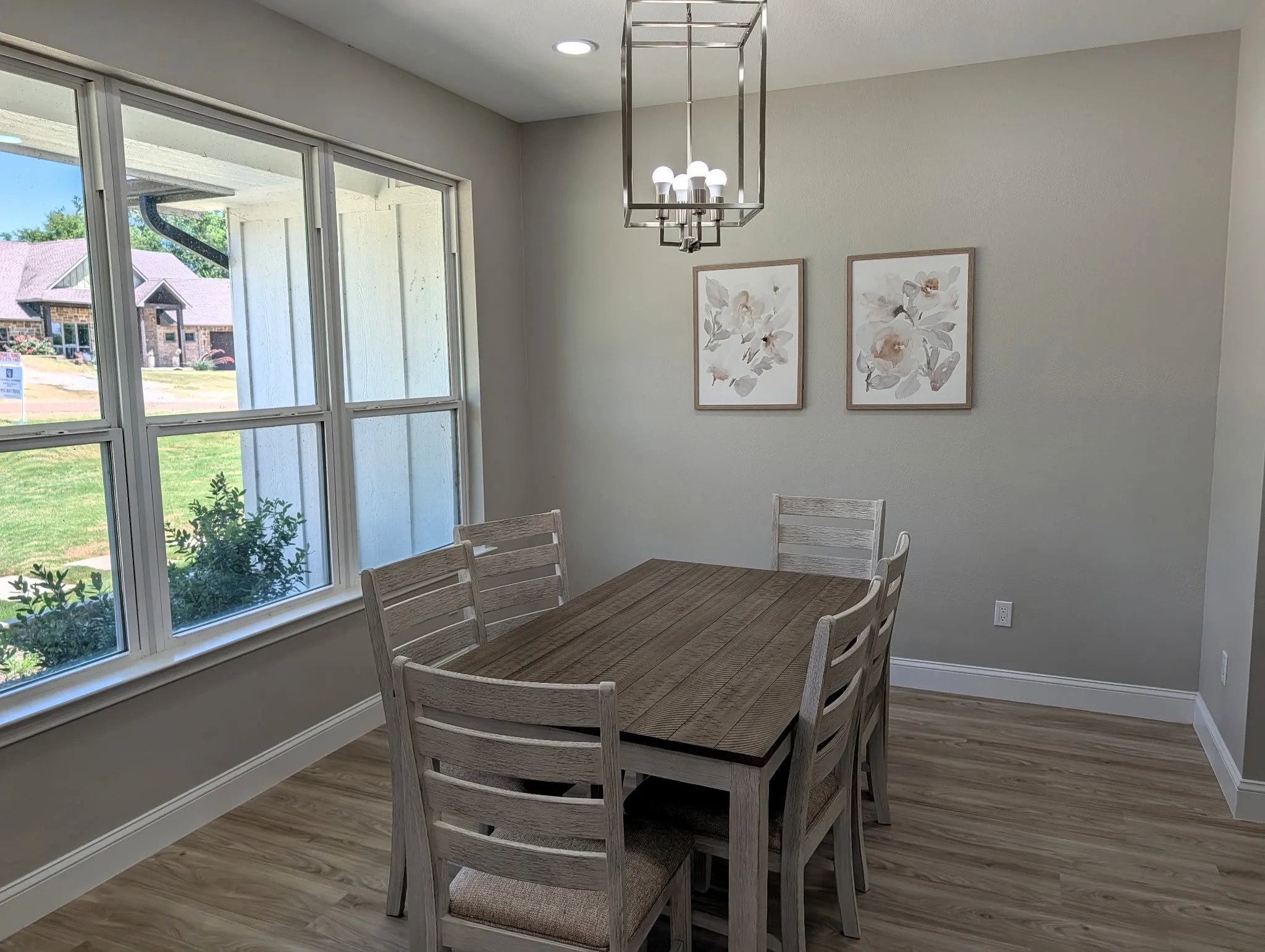 Single Family Residence For Sale in Kaufman County , 206 Splitrail Drive, Mabank, Texas 75143, 5 Bedroom, 4 Bathroom, 3 Garage spaces, 2,381 Sqft, built in 2024, mls#21322335, Real Estate Agent in Mabank, Homes For Sale in Kaufman county, Homes For Sale in Mabank, Realtor in Mabank Texas, Real Estate Brokerage Independent Realty Texas, Luminita Cordes Realtor