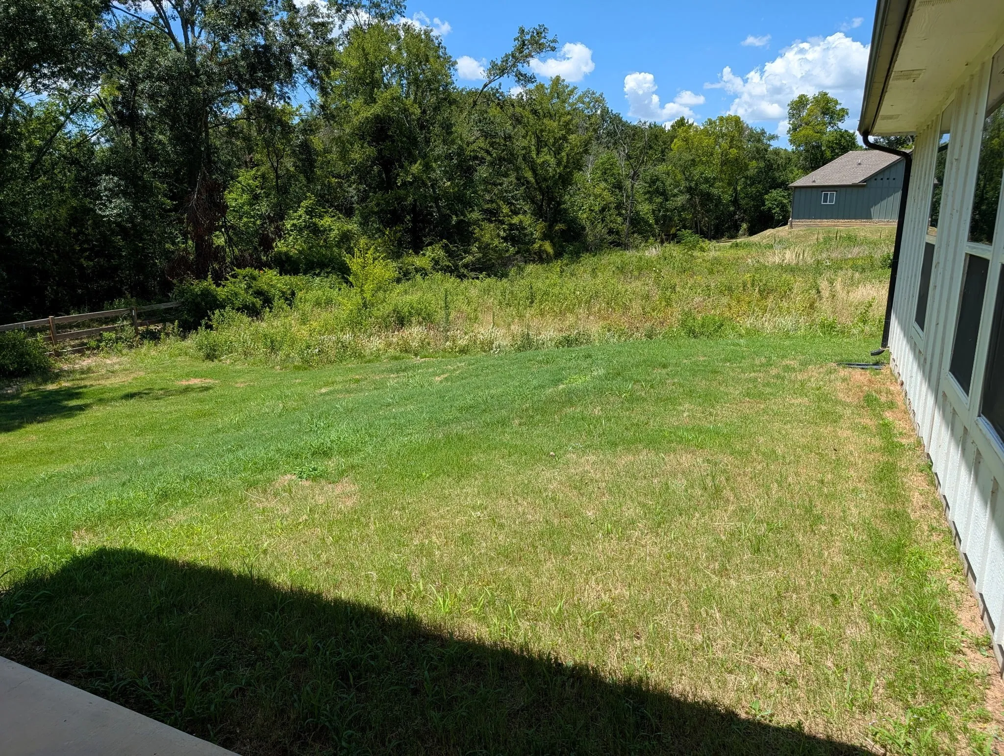Single Family Residence For Sale in Kaufman County , 206 Splitrail Drive, Mabank, Texas 75143, 5 Bedroom, 4 Bathroom, 3 Garage spaces, 2,381 Sqft, built in 2024, mls#21322335, Real Estate Agent in Mabank, Homes For Sale in Kaufman county, Homes For Sale in Mabank, Realtor in Mabank Texas, Real Estate Brokerage Independent Realty Texas, Luminita Cordes Realtor