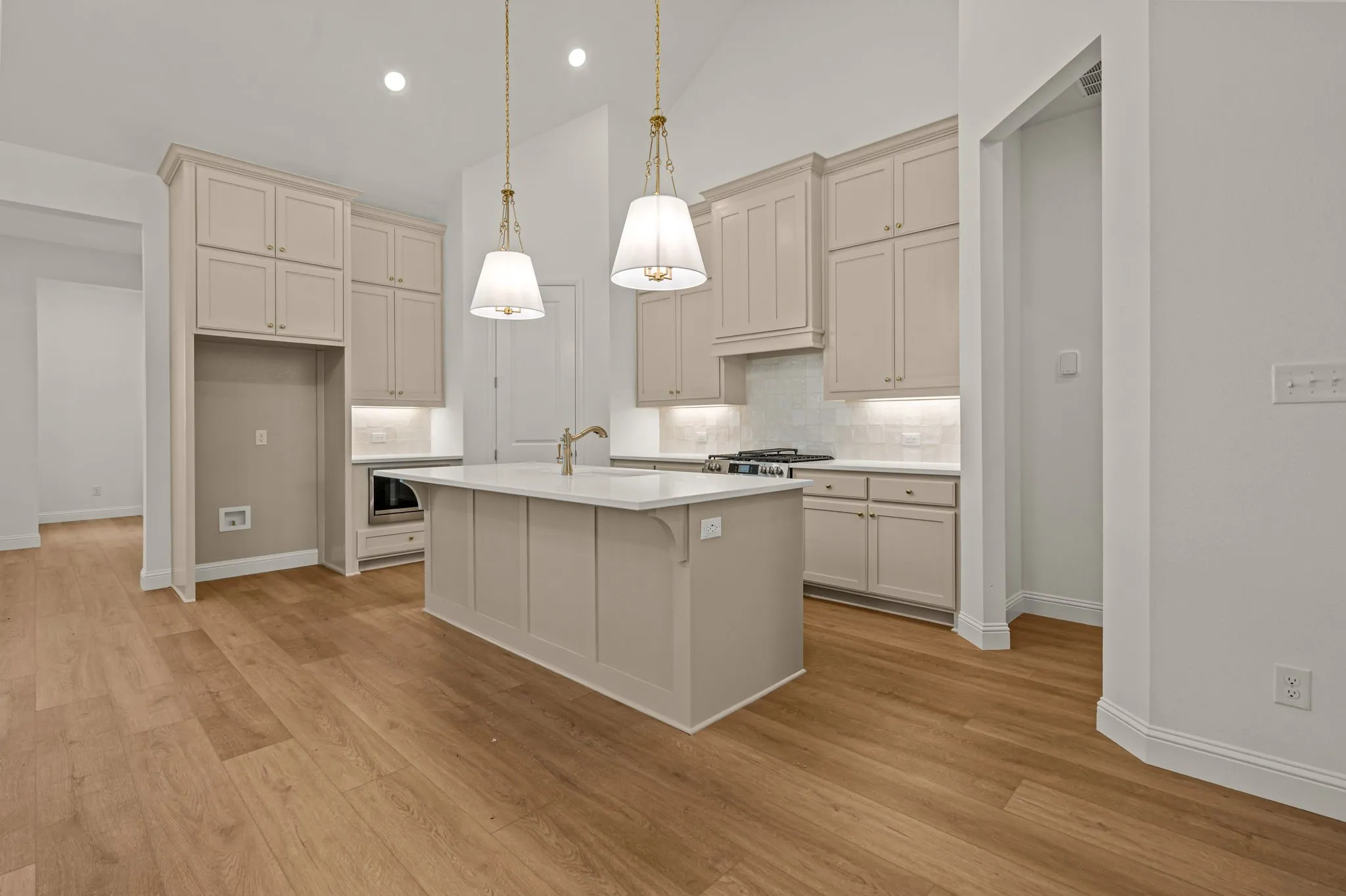 Single Family Residence For Sale in Parker County , 920 Sandpiper Drive, Aledo, Texas 76008, 4 Bedroom, 3 Bathroom, 2 Garage spaces, 3,174 Sqft, built in 2026, mls#21316919, Real Estate Agent in Aledo, Homes For Sale in Parker county, Homes For Sale in Aledo, Realtor in Aledo Texas, Real Estate Brokerage Independent Realty Texas, Luminita Cordes Realtor