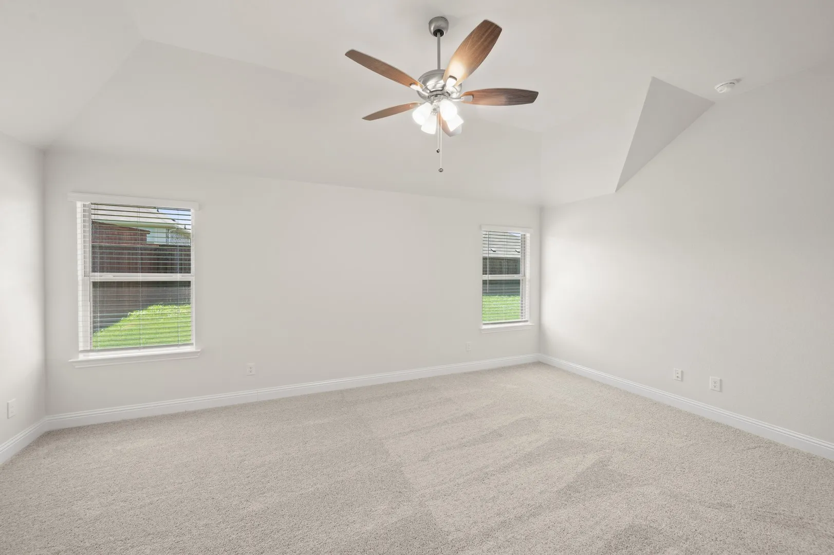 216 Comfort- Primary Suite