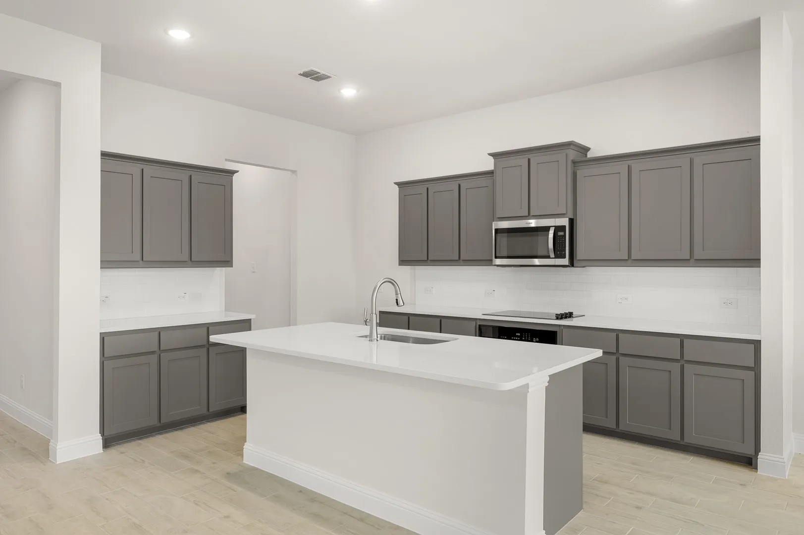 216 Comfort- Kitchen-2