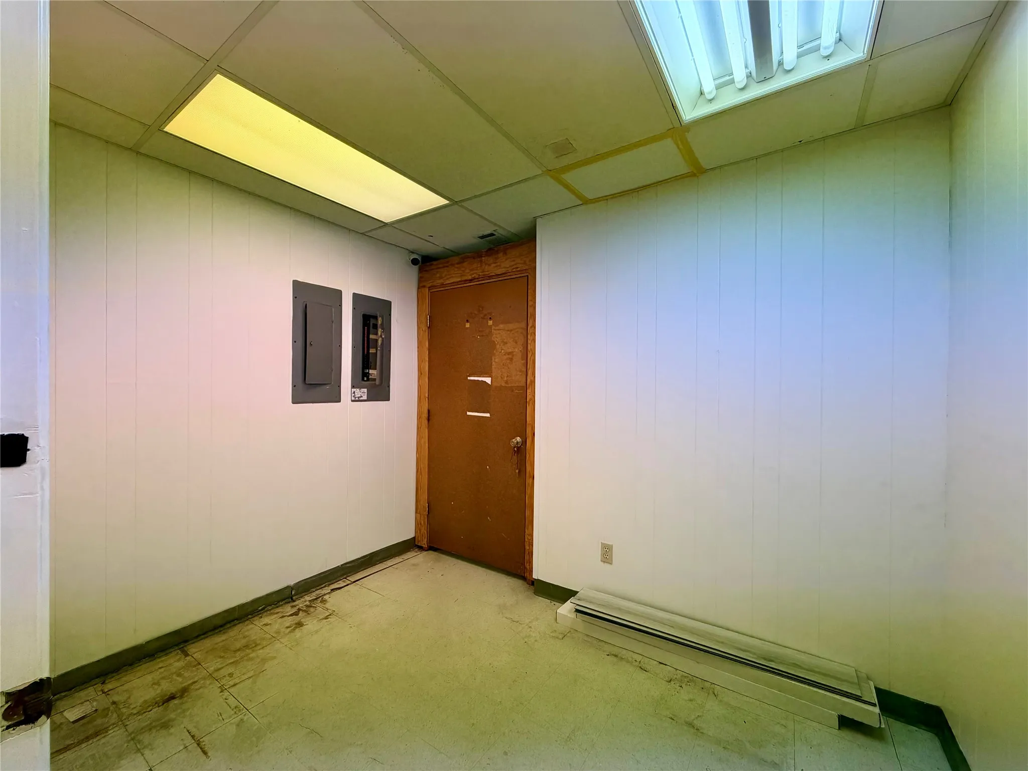 Office For Rent in Henderson County , 606 S SEVEN POINTS Boulevard 7, Seven Points, Texas 75143, 0, 0, Garage spaces, 0 Sqft, built in 0, mls#21322377, Real Estate Agent in Seven Points, Homes For Rent in Henderson county, Homes For Rent in Seven Points, Realtor in Seven Points Texas, Real Estate Brokerage Independent Realty Texas, Luminita Cordes Realtor