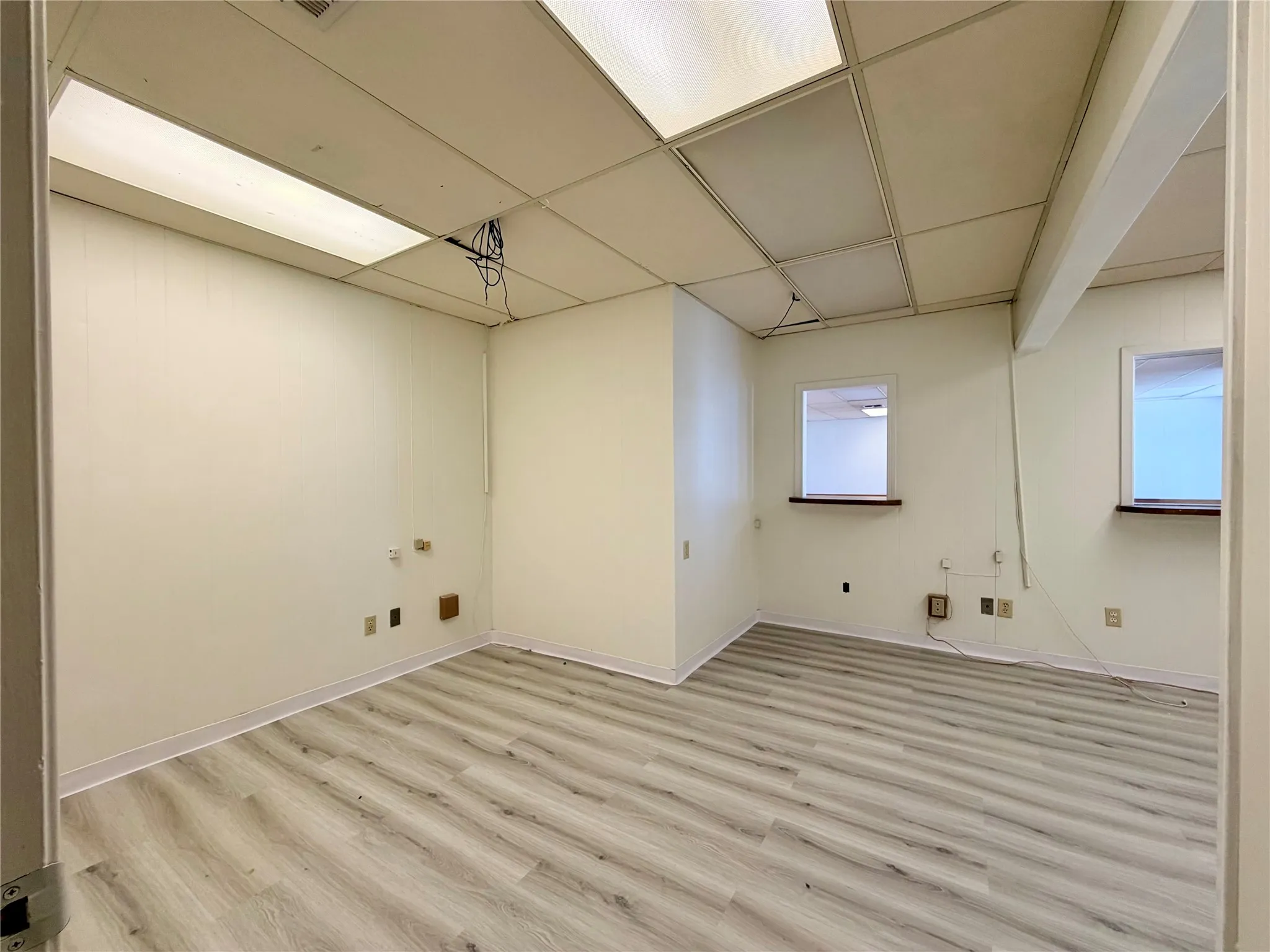 Office For Rent in Henderson County , 606 S SEVEN POINTS Boulevard 7, Seven Points, Texas 75143, 0, 0, Garage spaces, 0 Sqft, built in 0, mls#21322377, Real Estate Agent in Seven Points, Homes For Rent in Henderson county, Homes For Rent in Seven Points, Realtor in Seven Points Texas, Real Estate Brokerage Independent Realty Texas, Luminita Cordes Realtor