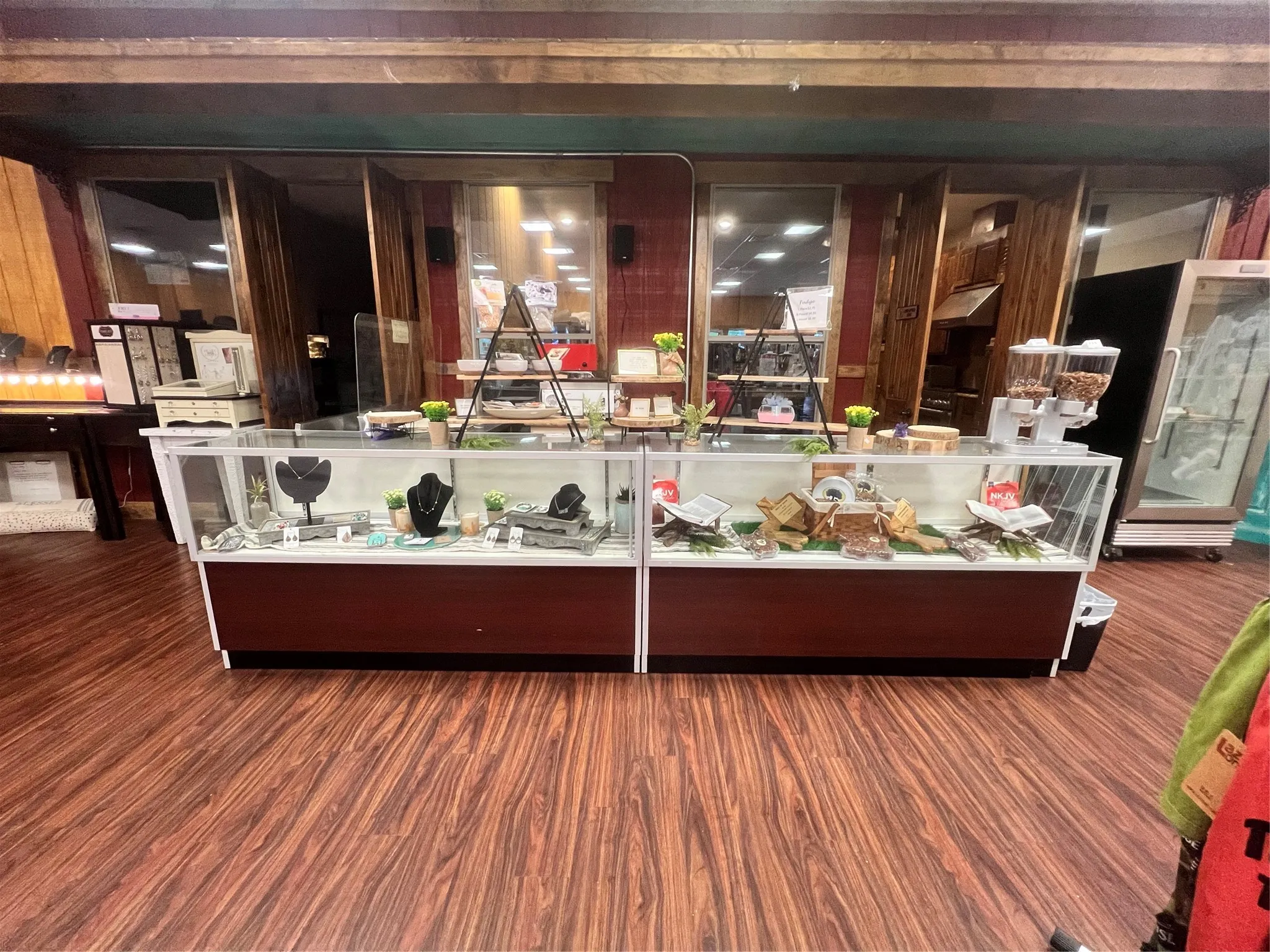 Retail For Sale in Comanche County , 409, 407, 405 E Central Avenue, Comanche, Texas 76442, 0, 0, Garage spaces, 0 Sqft, built in 2014, mls#21322312, Real Estate Agent in Comanche, Homes For Sale in Comanche county, Homes For Sale in Comanche, Realtor in Comanche Texas, Real Estate Brokerage Independent Realty Texas, Luminita Cordes Realtor