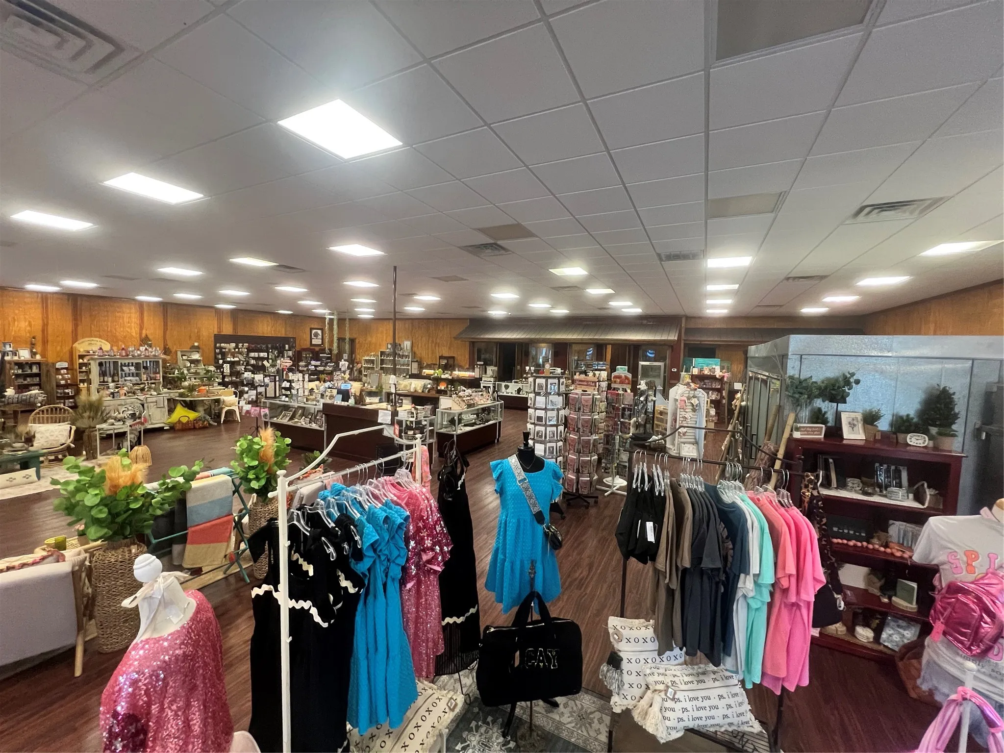 Retail For Sale in Comanche County , 409, 407, 405 E Central Avenue, Comanche, Texas 76442, 0, 0, Garage spaces, 0 Sqft, built in 2014, mls#21322312, Real Estate Agent in Comanche, Homes For Sale in Comanche county, Homes For Sale in Comanche, Realtor in Comanche Texas, Real Estate Brokerage Independent Realty Texas, Luminita Cordes Realtor