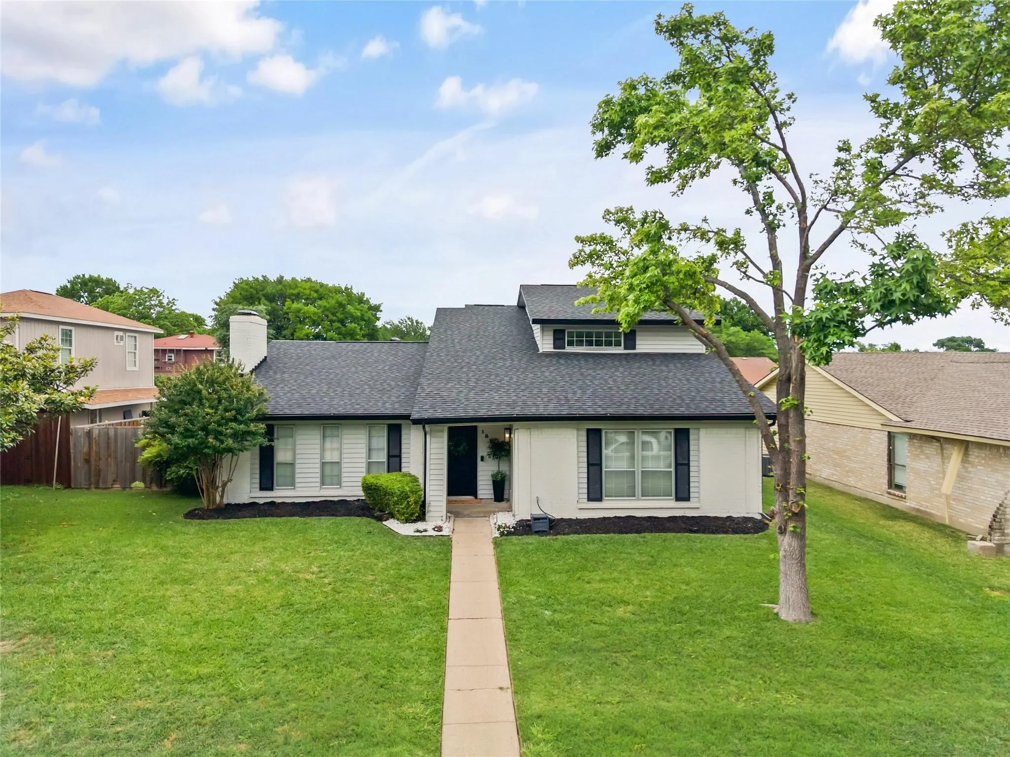 Single Family Residence For Sale in Dallas County , 1813 Andover Drive, Garland, Texas 75041, 3 Bedroom, 3 Bathroom, 2 Garage spaces, 2,157 Sqft, built in 1977, mls#21322342, Real Estate Agent in Garland, Homes For Sale in Dallas county, Homes For Sale in Garland, Realtor in Garland Texas, Real Estate Brokerage Independent Realty Texas, Luminita Cordes Realtor