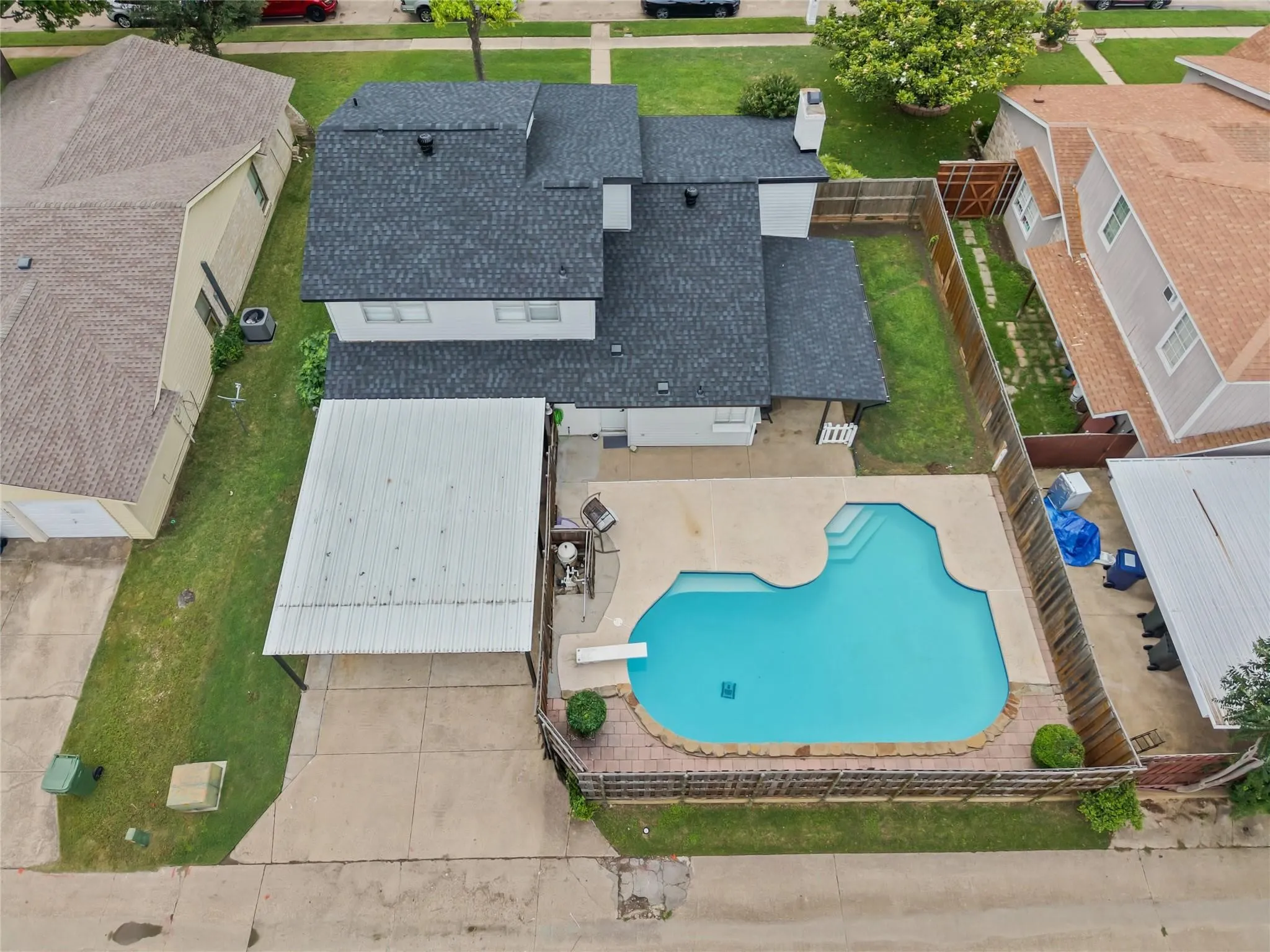 Single Family Residence For Sale in Dallas County , 1813 Andover Drive, Garland, Texas 75041, 3 Bedroom, 3 Bathroom, 2 Garage spaces, 2,157 Sqft, built in 1977, mls#21322342, Real Estate Agent in Garland, Homes For Sale in Dallas county, Homes For Sale in Garland, Realtor in Garland Texas, Real Estate Brokerage Independent Realty Texas, Luminita Cordes Realtor