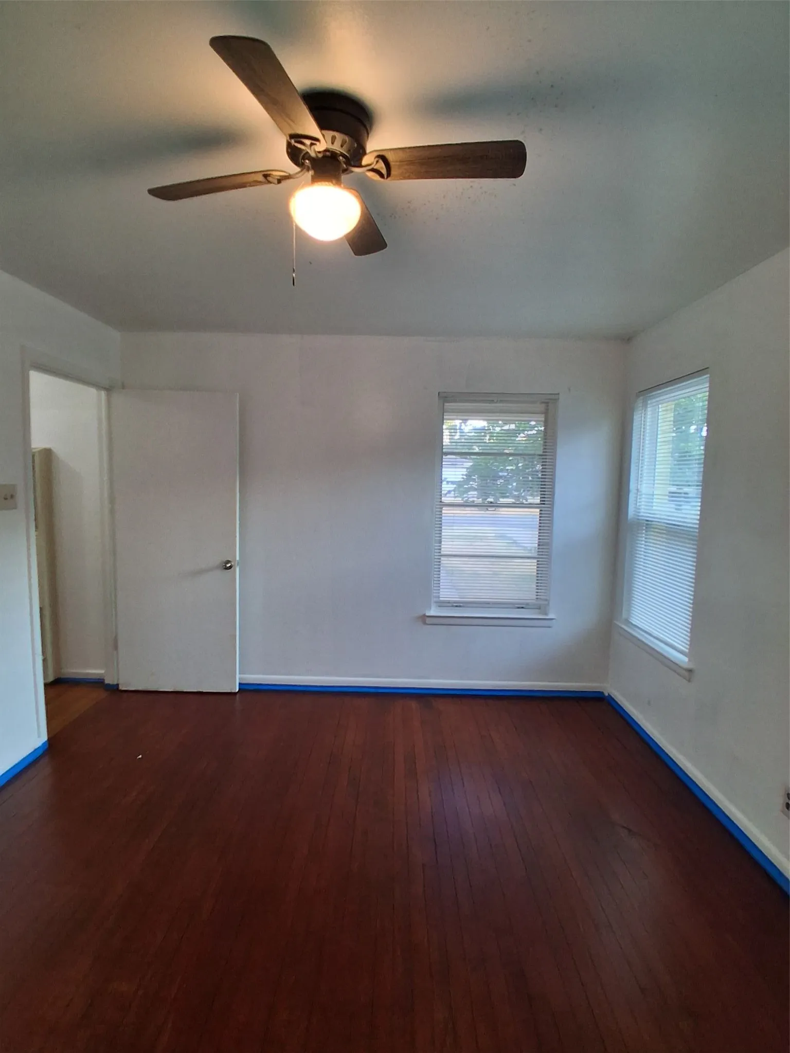 Duplex For Rent in Dallas County , 3019 Avon Street 3019, Dallas, Texas 75211, 2 Bedroom, 1 Bathroom, 1 Garage spaces, 805 Sqft, built in 1953, mls#21322396, Real Estate Agent in Dallas, Homes For Rent in Dallas county, Homes For Rent in Dallas, Realtor in Dallas Texas, Real Estate Brokerage Independent Realty Texas, Luminita Cordes Realtor