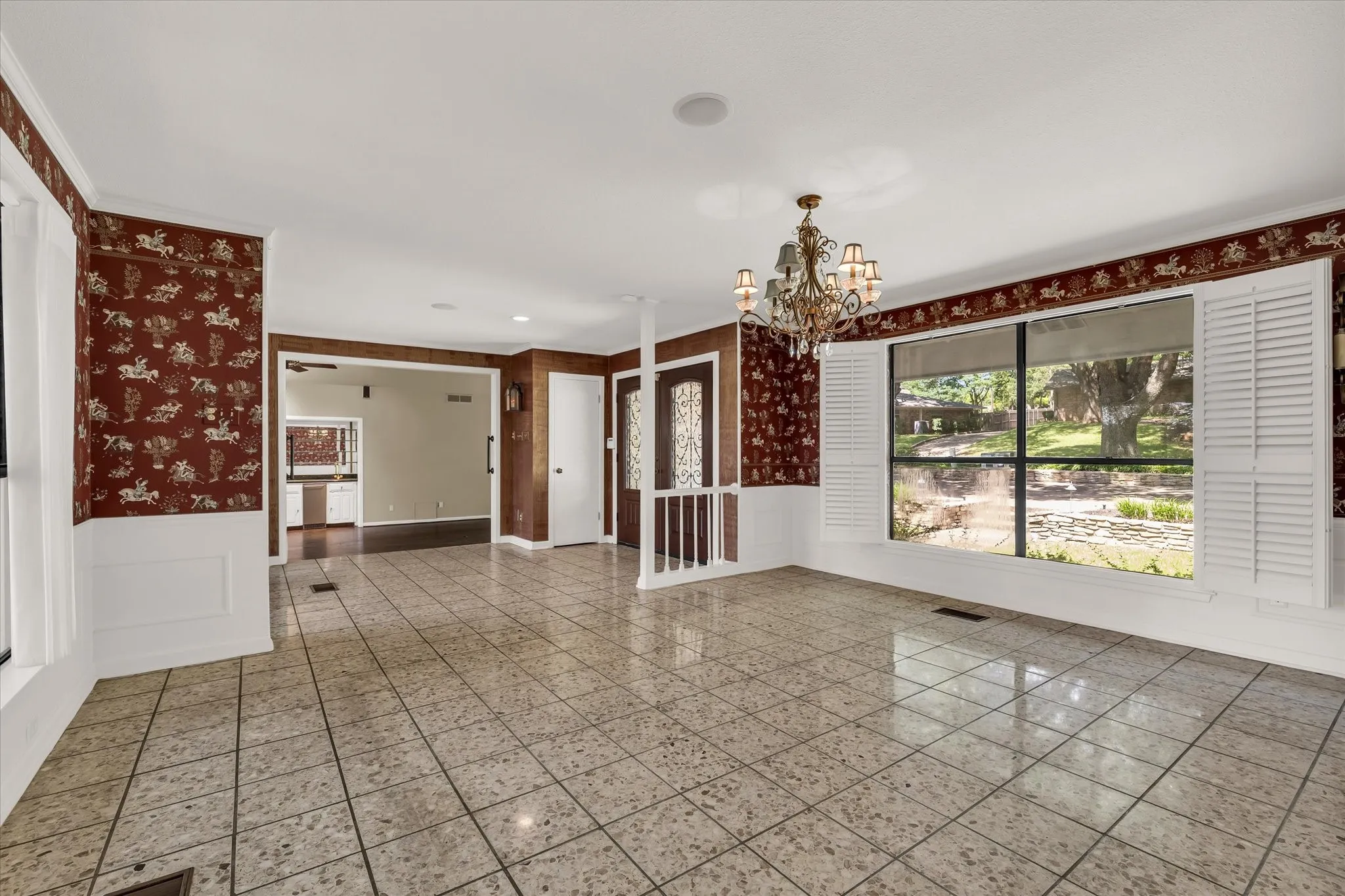 Single Family Residence For Sale in Mc Lennan County , 3716 Laguna Vista Drive, Waco, Texas 76708, 4 Bedroom, 4 Bathroom, 4 Garage spaces, 3,782 Sqft, built in 1978, mls#21321610, Real Estate Agent in Waco, Homes For Sale in Mc Lennan county, Homes For Sale in Waco, Realtor in Waco Texas, Real Estate Brokerage Independent Realty Texas, Luminita Cordes Realtor