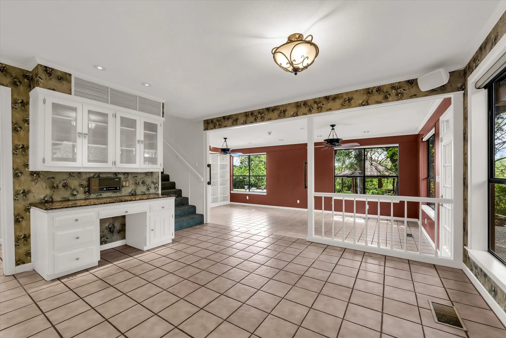 Single Family Residence For Sale in Mc Lennan County , 3716 Laguna Vista Drive, Waco, Texas 76708, 4 Bedroom, 4 Bathroom, 4 Garage spaces, 3,782 Sqft, built in 1978, mls#21321610, Real Estate Agent in Waco, Homes For Sale in Mc Lennan county, Homes For Sale in Waco, Realtor in Waco Texas, Real Estate Brokerage Independent Realty Texas, Luminita Cordes Realtor