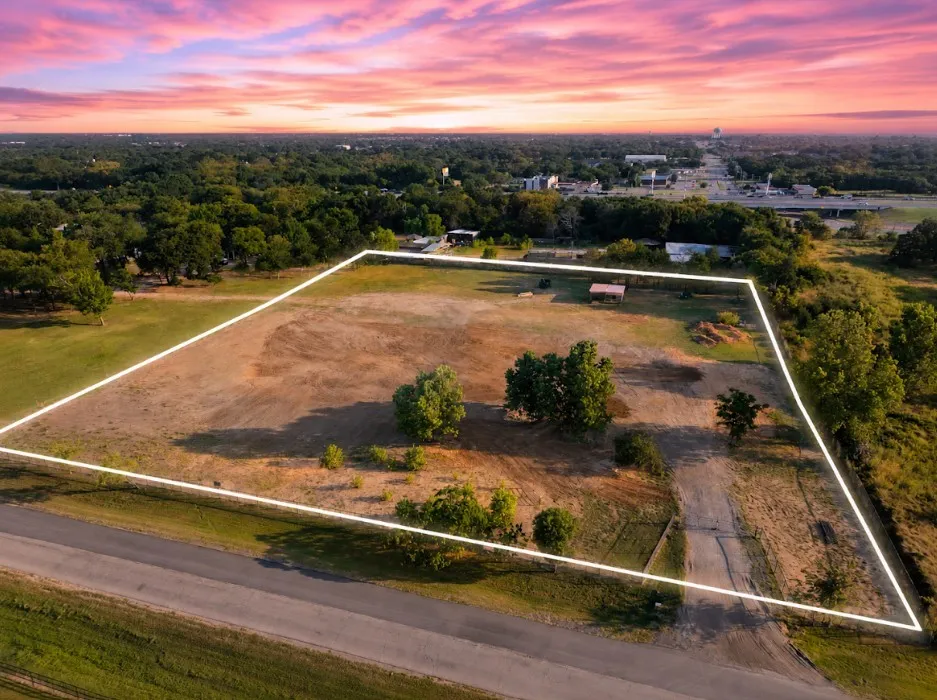 Improved Land For Sale in Dallas County , 11700 Garden grove, Dallas, Texas 75253, 0, 0, Garage spaces, 0 Sqft, built in 0, Price $550,000, mls#21322400, Real Estate Agent in Dallas, Homes For Sale in Dallas county, Homes For Sale in Dallas, Realtor in Dallas Texas, Real Estate Brokerage Independent Realty Texas, Luminita Cordes Realtor