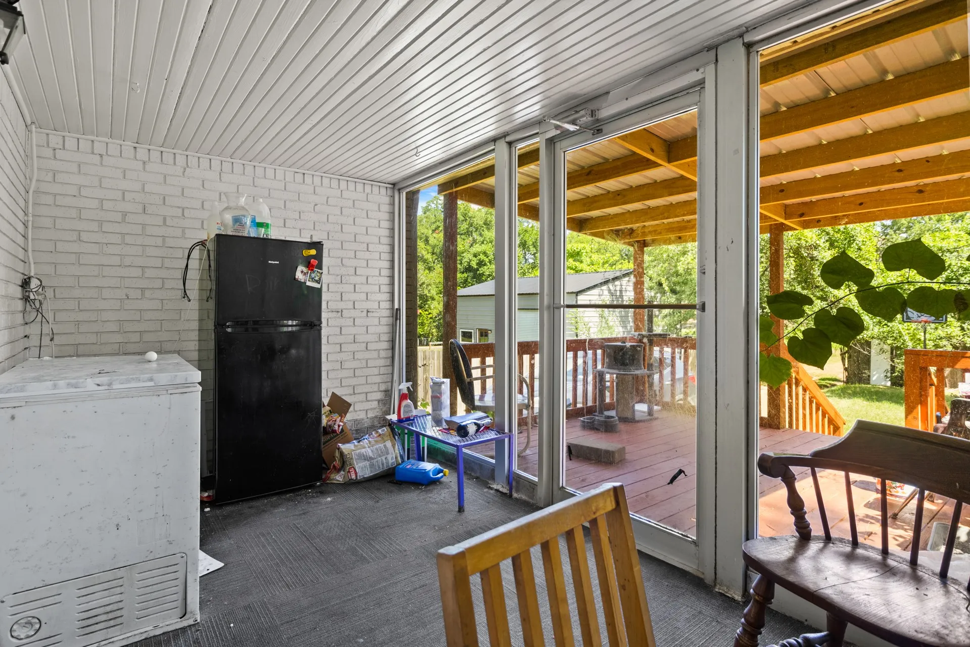 Single Family Residence For Sale in Upshur County , 720 Buffalo Street, Gilmer, Texas 75644, 3 Bedroom, 3 Bathroom, Garage spaces, 2,396 Sqft, built in 1957, mls#21322204, Real Estate Agent in Gilmer, Homes For Sale in Upshur county, Homes For Sale in Gilmer, Realtor in Gilmer Texas, Real Estate Brokerage Independent Realty Texas, Luminita Cordes Realtor