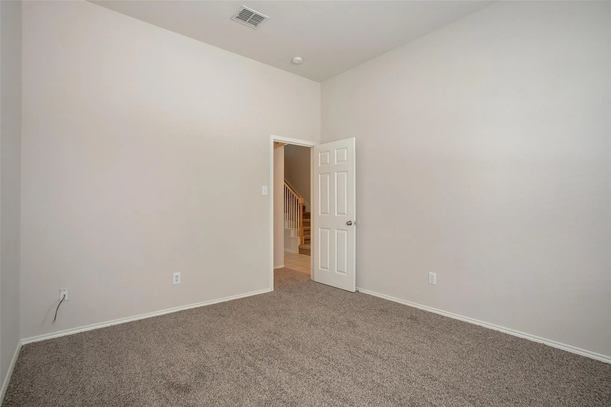 Single Family Residence For Rent in Tarrant County , 6000 Stirrup Iron Drive, Fort Worth, Texas 76179, 3 Bedroom, 2 Bathroom, 2 Garage spaces, 2,029 Sqft, built in 2007, mls#21322423, Real Estate Agent in Fort Worth, Homes For Rent in Tarrant county, Homes For Rent in Fort Worth, Realtor in Fort Worth Texas, Real Estate Brokerage Independent Realty Texas, Luminita Cordes Realtor