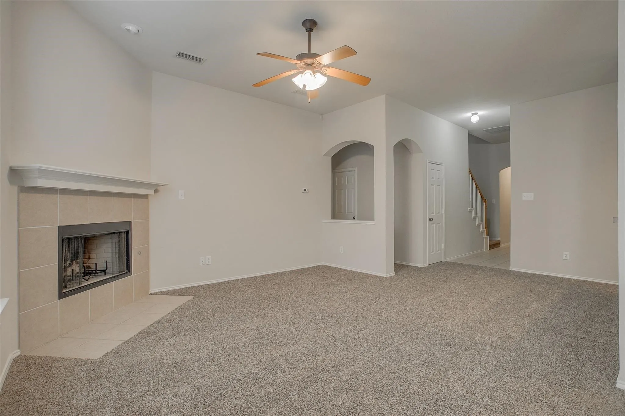 Single Family Residence For Rent in Tarrant County , 6000 Stirrup Iron Drive, Fort Worth, Texas 76179, 3 Bedroom, 2 Bathroom, 2 Garage spaces, 2,029 Sqft, built in 2007, mls#21322423, Real Estate Agent in Fort Worth, Homes For Rent in Tarrant county, Homes For Rent in Fort Worth, Realtor in Fort Worth Texas, Real Estate Brokerage Independent Realty Texas, Luminita Cordes Realtor