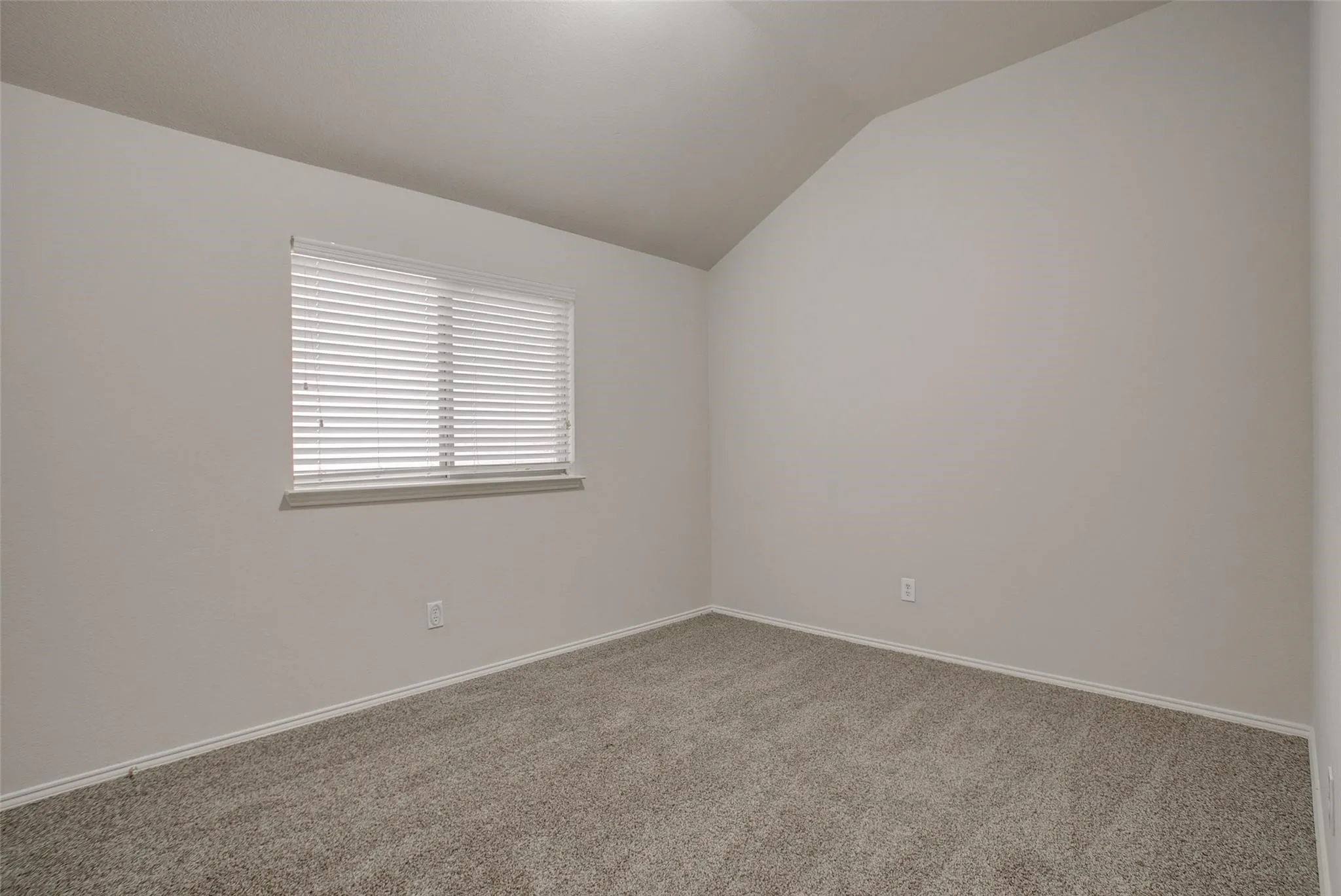 Single Family Residence For Rent in Tarrant County , 6000 Stirrup Iron Drive, Fort Worth, Texas 76179, 3 Bedroom, 2 Bathroom, 2 Garage spaces, 2,029 Sqft, built in 2007, mls#21322423, Real Estate Agent in Fort Worth, Homes For Rent in Tarrant county, Homes For Rent in Fort Worth, Realtor in Fort Worth Texas, Real Estate Brokerage Independent Realty Texas, Luminita Cordes Realtor