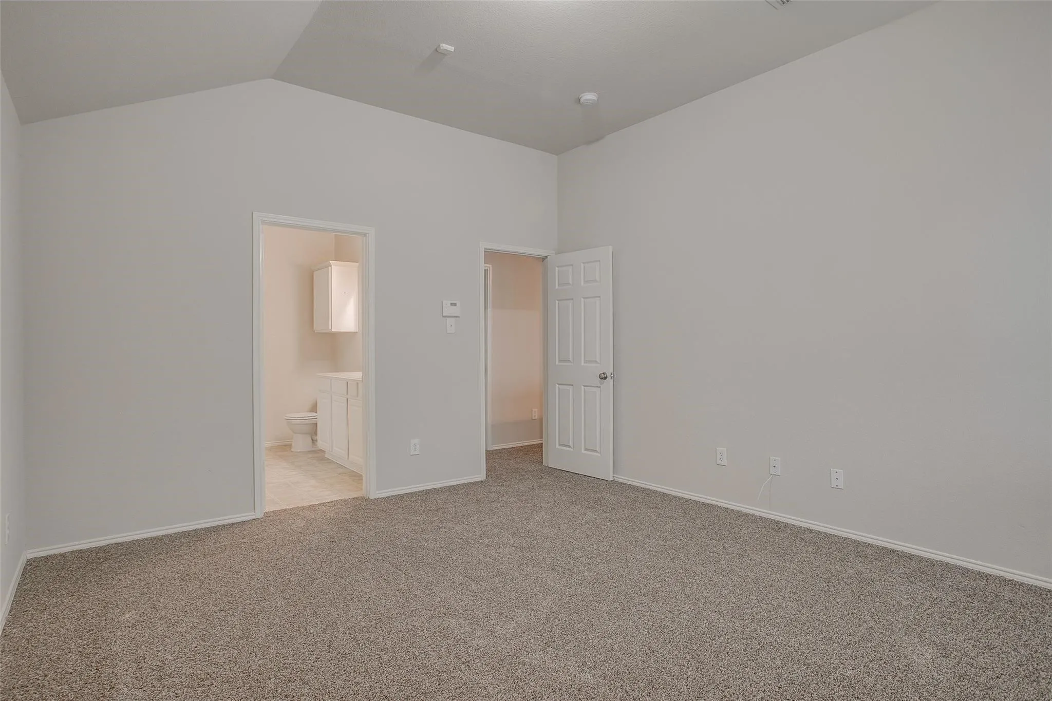 Single Family Residence For Rent in Tarrant County , 6000 Stirrup Iron Drive, Fort Worth, Texas 76179, 3 Bedroom, 2 Bathroom, 2 Garage spaces, 2,029 Sqft, built in 2007, mls#21322423, Real Estate Agent in Fort Worth, Homes For Rent in Tarrant county, Homes For Rent in Fort Worth, Realtor in Fort Worth Texas, Real Estate Brokerage Independent Realty Texas, Luminita Cordes Realtor