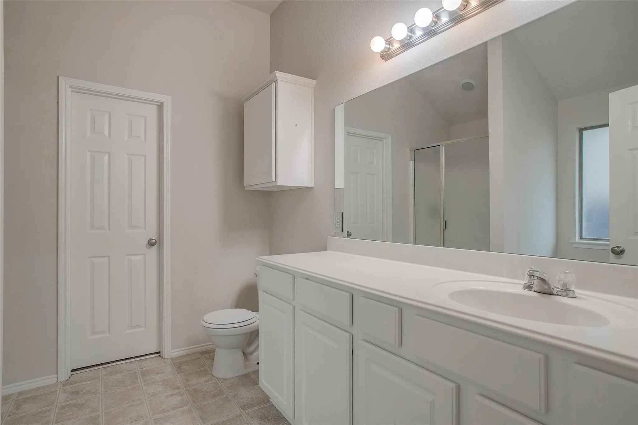 Single Family Residence For Rent in Tarrant County , 6000 Stirrup Iron Drive, Fort Worth, Texas 76179, 3 Bedroom, 2 Bathroom, 2 Garage spaces, 2,029 Sqft, built in 2007, mls#21322423, Real Estate Agent in Fort Worth, Homes For Rent in Tarrant county, Homes For Rent in Fort Worth, Realtor in Fort Worth Texas, Real Estate Brokerage Independent Realty Texas, Luminita Cordes Realtor