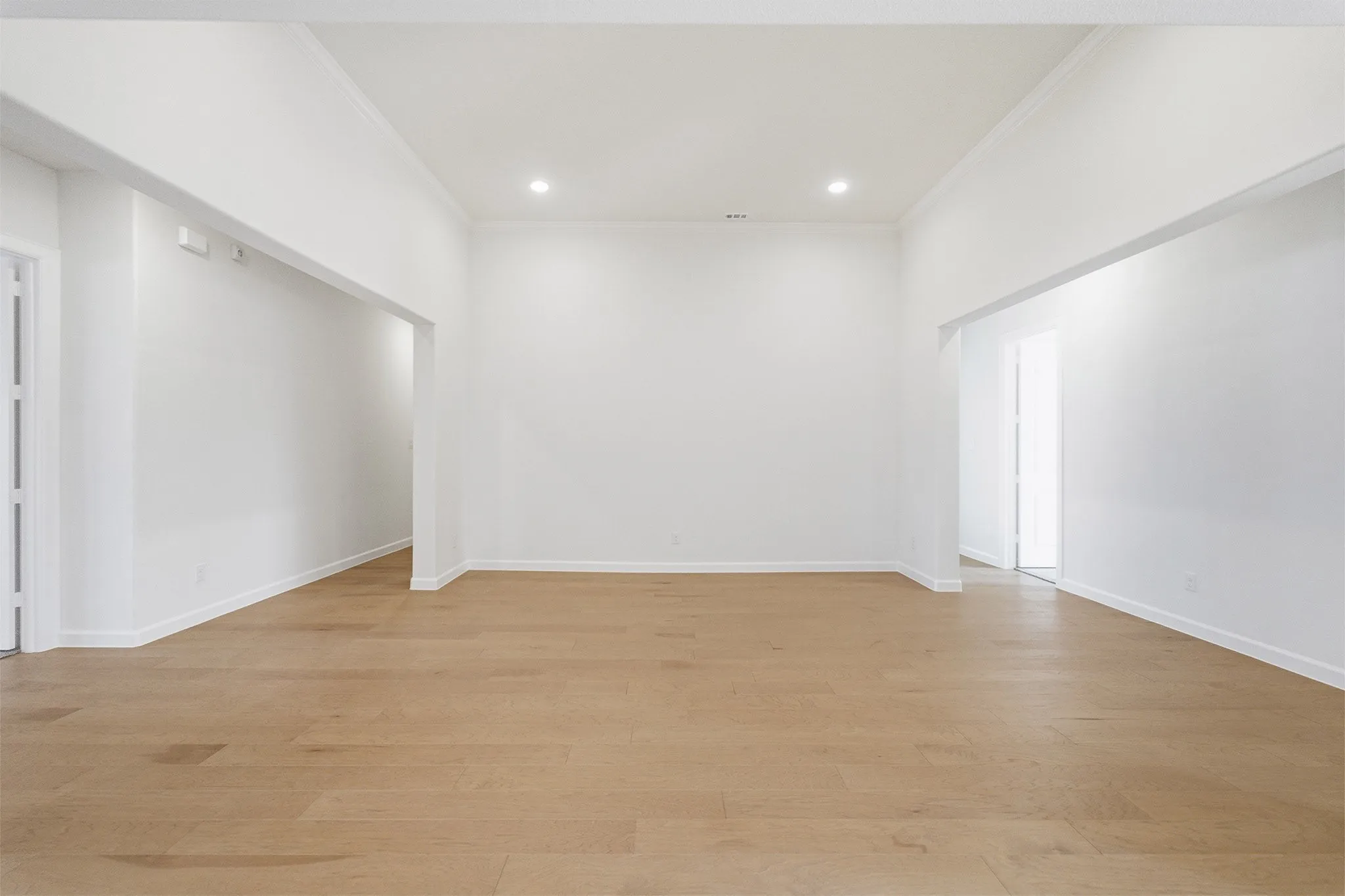 Single Family Residence For Sale in Dallas County , 2020 Casting Ridge, Mesquite, Texas 75181, 4 Bedroom, 4 Bathroom, 2 Garage spaces, 3,212 Sqft, built in 2025, mls#21322399, Real Estate Agent in Mesquite, Homes For Sale in Dallas county, Homes For Sale in Mesquite, Realtor in Mesquite Texas, Real Estate Brokerage Independent Realty Texas, Luminita Cordes Realtor