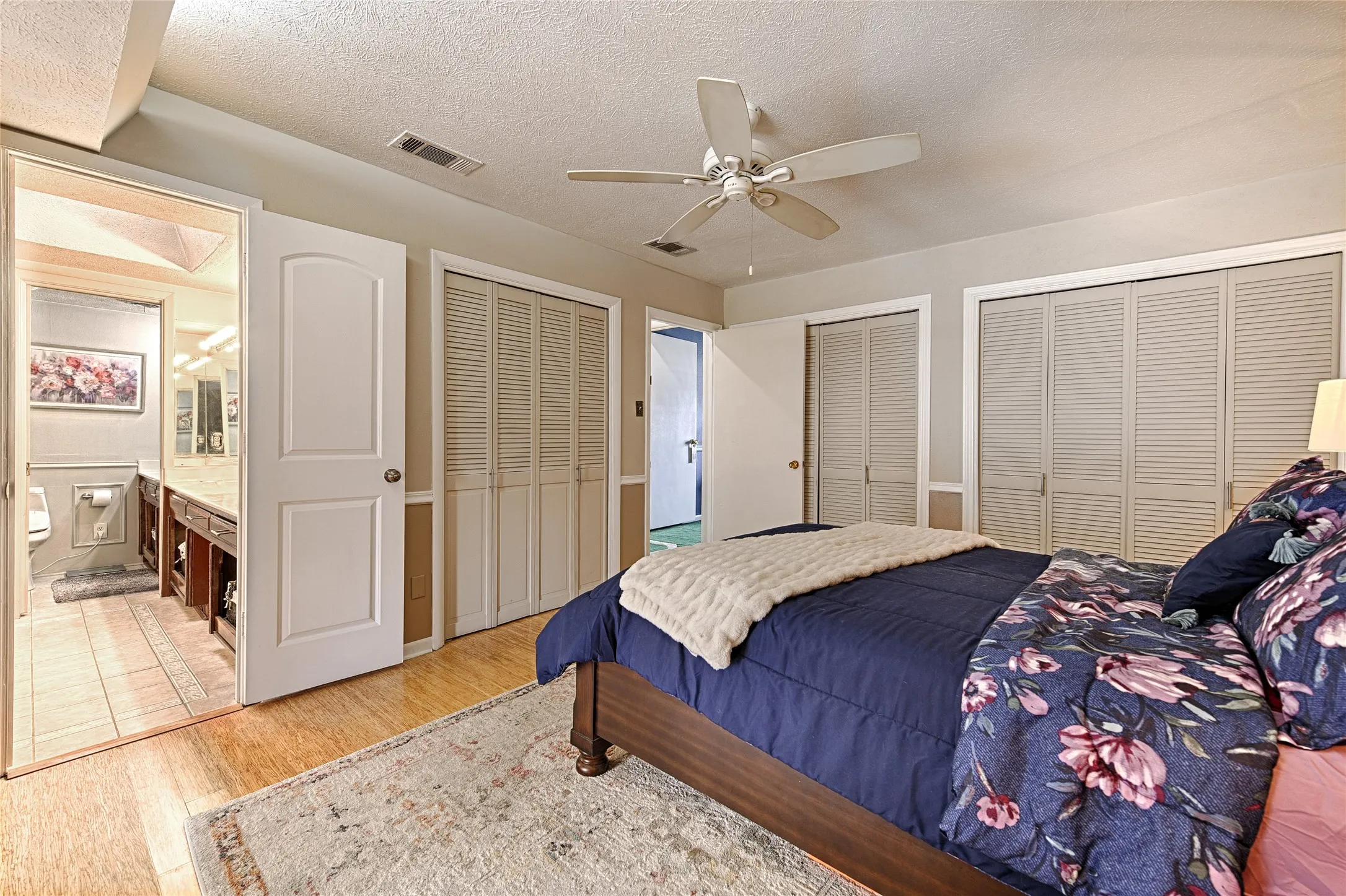 Single Family Residence For Sale in Dallas County , 112 Cloudcrest Drive, De Soto, Texas 75115, 4 Bedroom, 3 Bathroom, Garage spaces, 2,432 Sqft, built in 1964, mls#21322393, Real Estate Agent in De Soto, Homes For Sale in Dallas county, Homes For Sale in De Soto, Realtor in De Soto Texas, Real Estate Brokerage Independent Realty Texas, Luminita Cordes Realtor