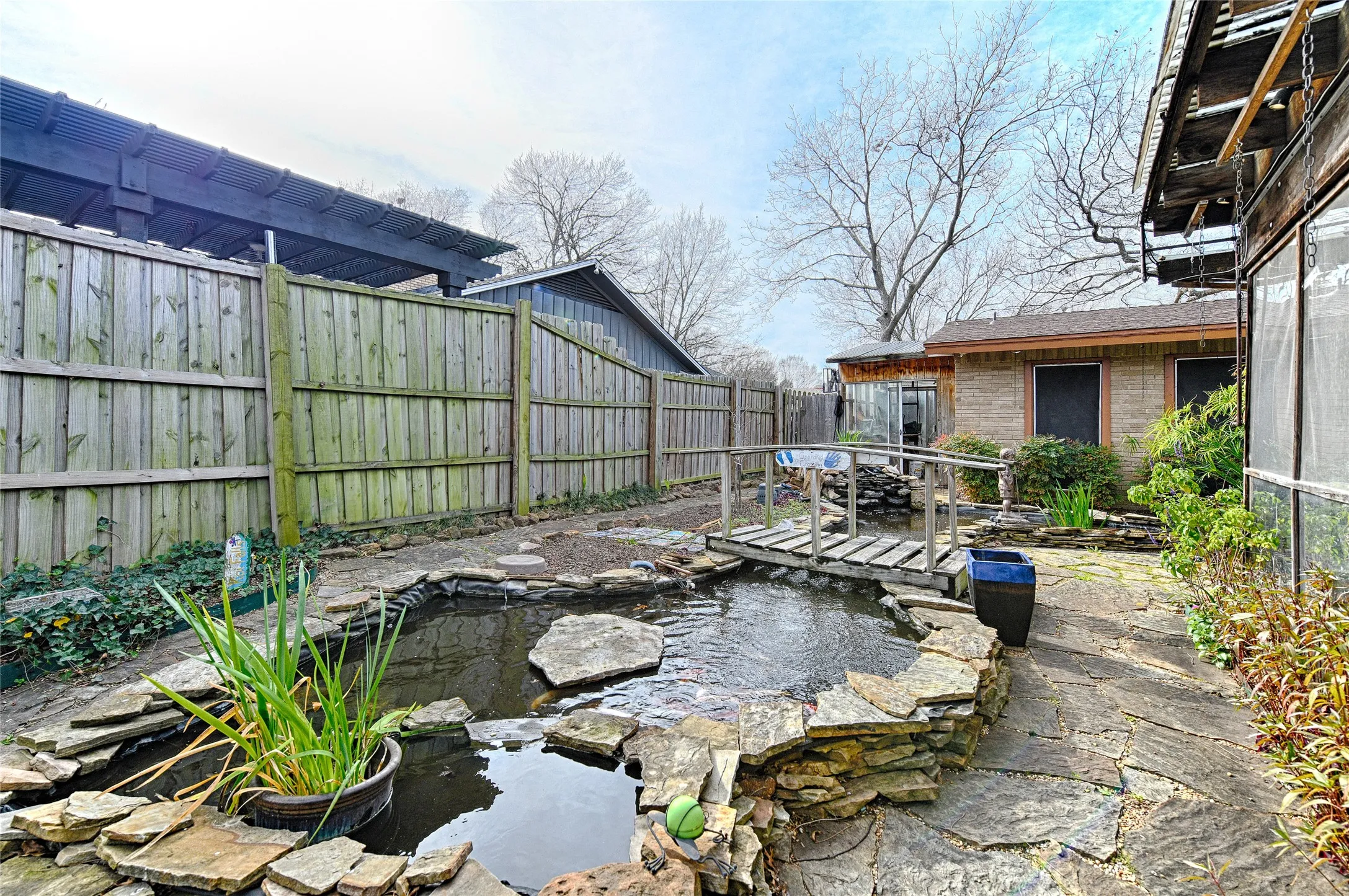 Single Family Residence For Sale in Dallas County , 112 Cloudcrest Drive, De Soto, Texas 75115, 4 Bedroom, 3 Bathroom, Garage spaces, 2,432 Sqft, built in 1964, mls#21322393, Real Estate Agent in De Soto, Homes For Sale in Dallas county, Homes For Sale in De Soto, Realtor in De Soto Texas, Real Estate Brokerage Independent Realty Texas, Luminita Cordes Realtor