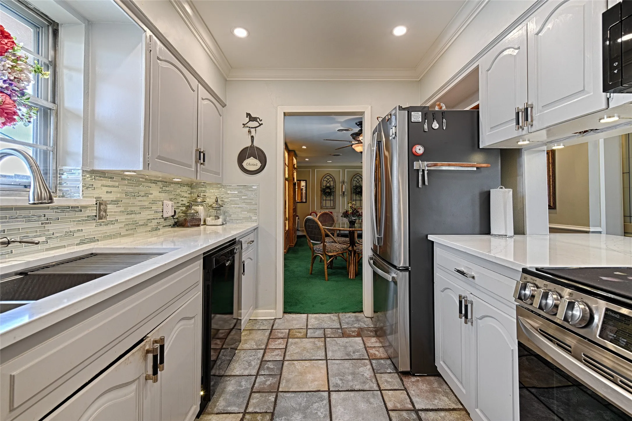 Single Family Residence For Sale in Dallas County , 112 Cloudcrest Drive, De Soto, Texas 75115, 4 Bedroom, 3 Bathroom, Garage spaces, 2,432 Sqft, built in 1964, mls#21322393, Real Estate Agent in De Soto, Homes For Sale in Dallas county, Homes For Sale in De Soto, Realtor in De Soto Texas, Real Estate Brokerage Independent Realty Texas, Luminita Cordes Realtor