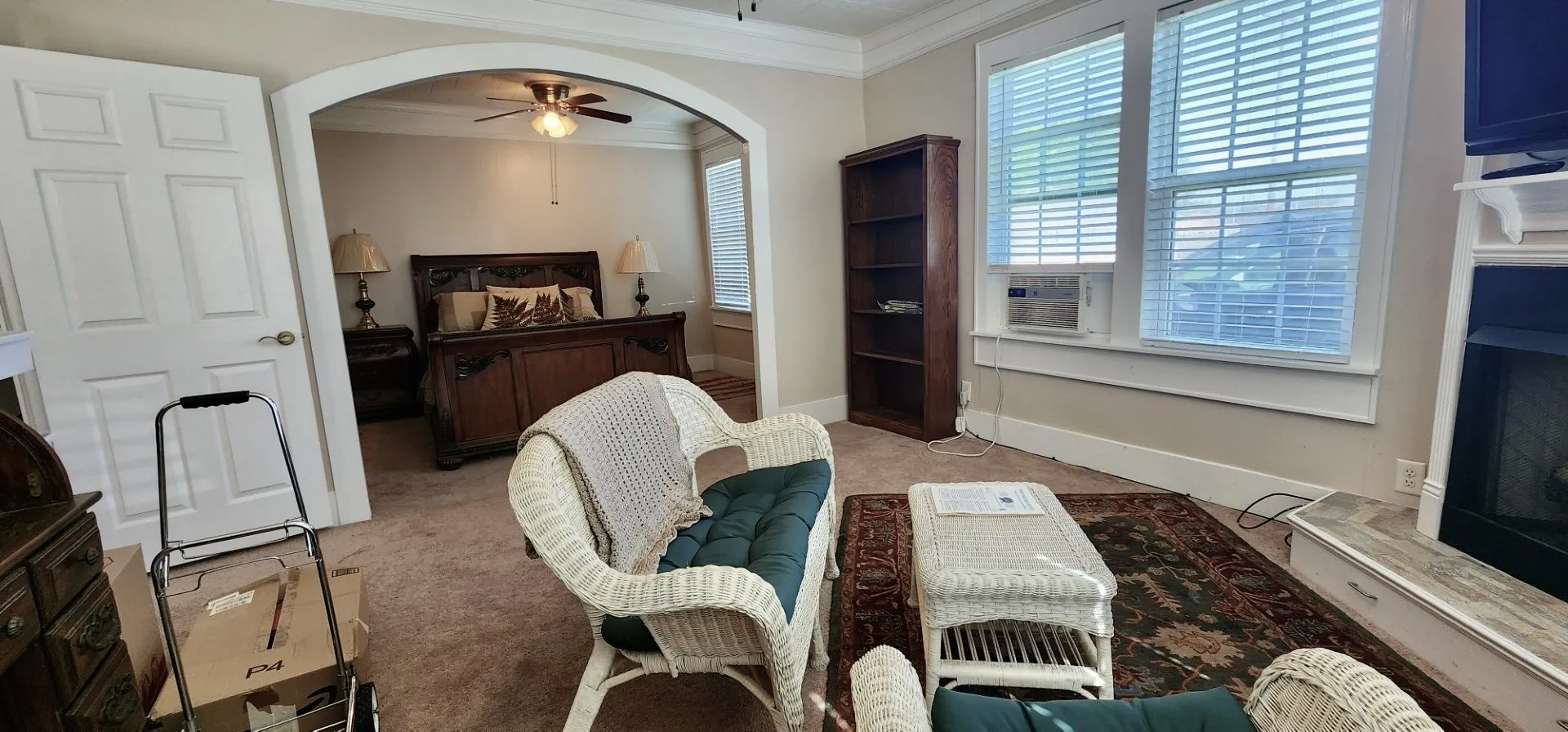 Single Family Residence For Sale in Limestone County , 108 S Bonham Street, Mexia, Texas 76667, 2 Bedroom, 1 Bathroom, Garage spaces, 1,088 Sqft, built in 1963, mls#21318347, Real Estate Agent in Mexia, Homes For Sale in Limestone county, Homes For Sale in Mexia, Realtor in Mexia Texas, Real Estate Brokerage Independent Realty Texas, Luminita Cordes Realtor