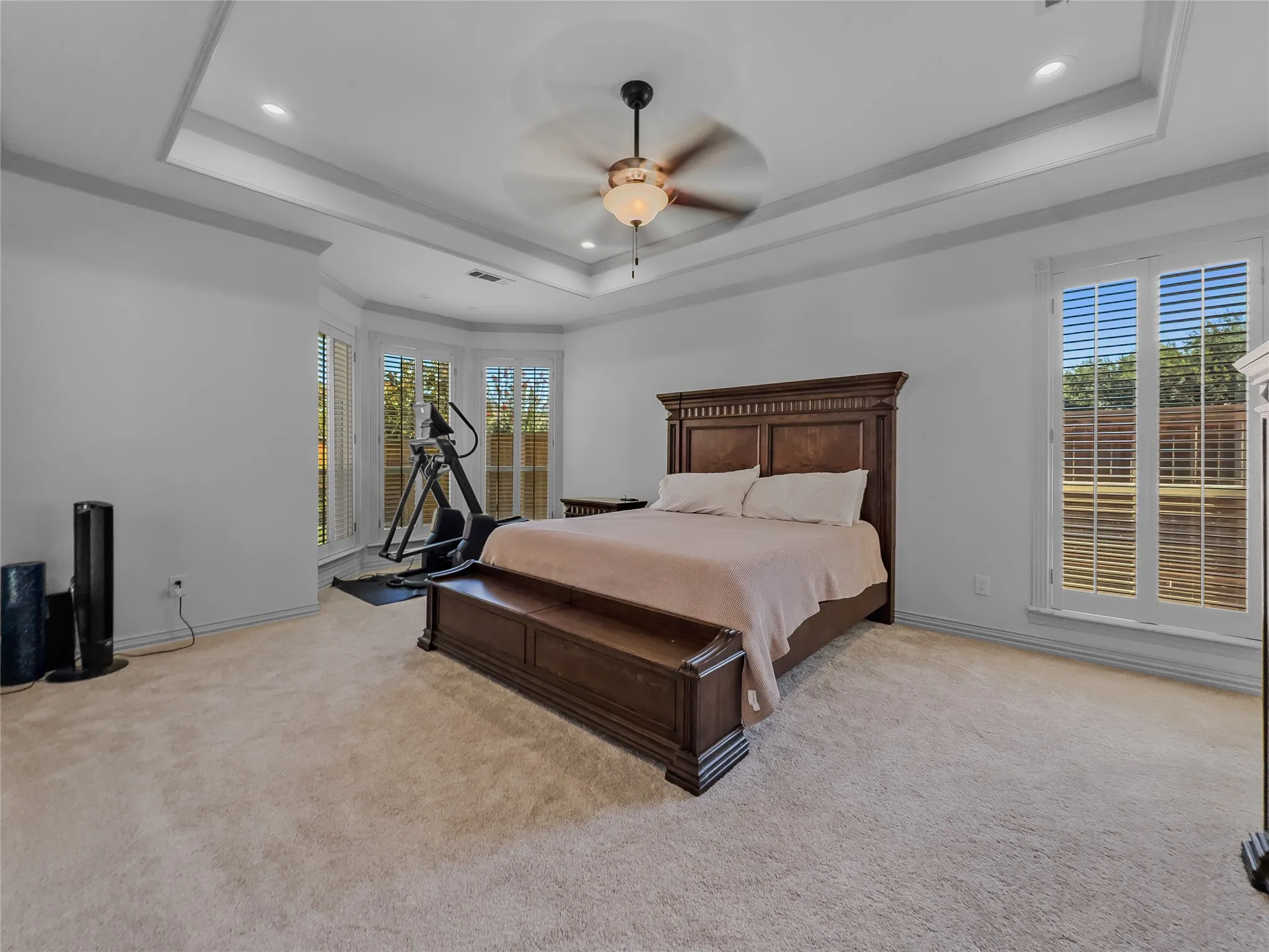 Single Family Residence For Sale in Tarrant County , 3211 Lake Creek Trail, Mansfield, Texas 76063, 4 Bedroom, 3 Bathroom, 2 Garage spaces, 2,645 Sqft, built in 2000, Price $485,000, mls#21311901, Real Estate Agent in Mansfield, Homes For Sale in Tarrant county, Homes For Sale in Mansfield, Realtor in Mansfield Texas, Real Estate Brokerage Independent Realty Texas, Luminita Cordes Realtor