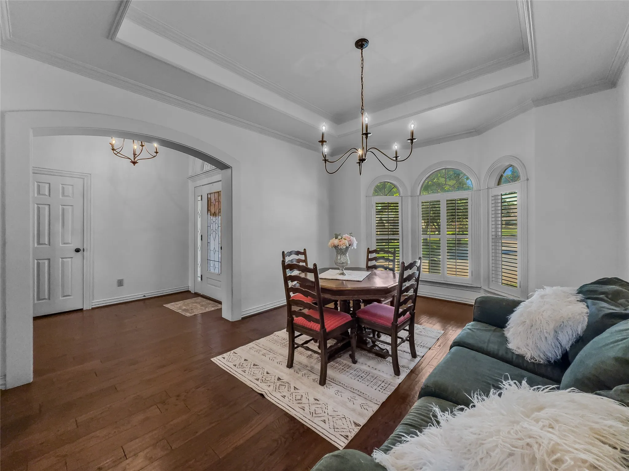 Single Family Residence For Sale in Tarrant County , 3211 Lake Creek Trail, Mansfield, Texas 76063, 4 Bedroom, 3 Bathroom, 2 Garage spaces, 2,645 Sqft, built in 2000, Price $485,000, mls#21311901, Real Estate Agent in Mansfield, Homes For Sale in Tarrant county, Homes For Sale in Mansfield, Realtor in Mansfield Texas, Real Estate Brokerage Independent Realty Texas, Luminita Cordes Realtor
