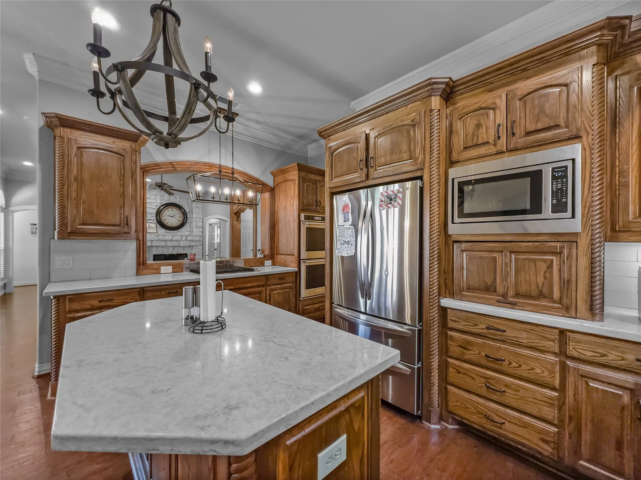 Single Family Residence For Sale in Tarrant County , 3211 Lake Creek Trail, Mansfield, Texas 76063, 4 Bedroom, 3 Bathroom, 2 Garage spaces, 2,645 Sqft, built in 2000, Price $485,000, mls#21311901, Real Estate Agent in Mansfield, Homes For Sale in Tarrant county, Homes For Sale in Mansfield, Realtor in Mansfield Texas, Real Estate Brokerage Independent Realty Texas, Luminita Cordes Realtor