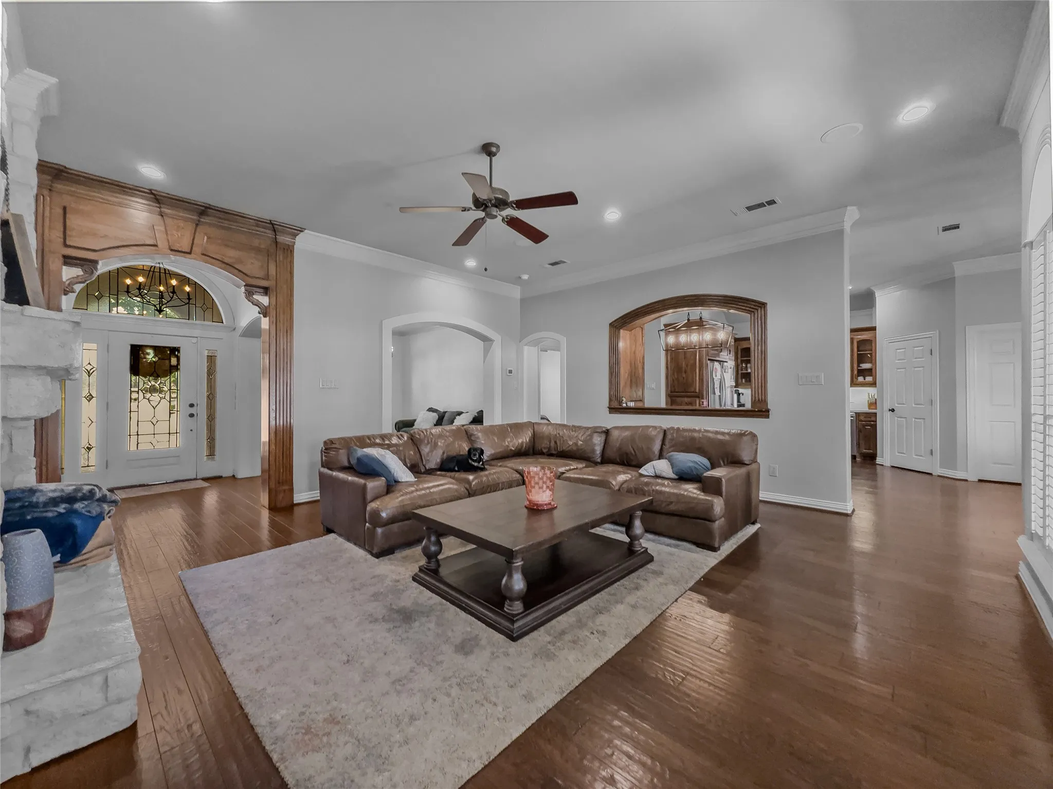 Single Family Residence For Sale in Tarrant County , 3211 Lake Creek Trail, Mansfield, Texas 76063, 4 Bedroom, 3 Bathroom, 2 Garage spaces, 2,645 Sqft, built in 2000, Price $485,000, mls#21311901, Real Estate Agent in Mansfield, Homes For Sale in Tarrant county, Homes For Sale in Mansfield, Realtor in Mansfield Texas, Real Estate Brokerage Independent Realty Texas, Luminita Cordes Realtor