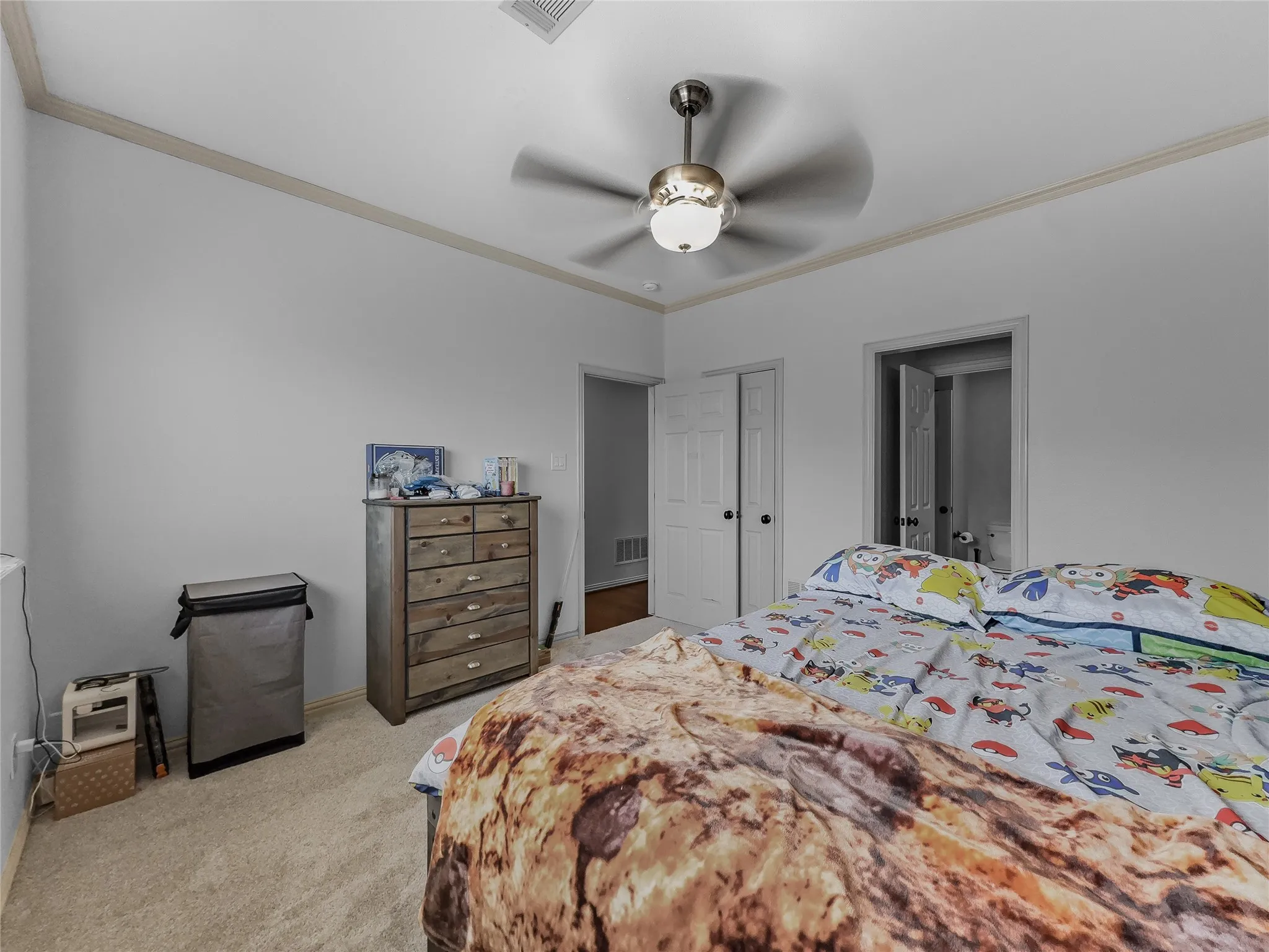 Single Family Residence For Sale in Tarrant County , 3211 Lake Creek Trail, Mansfield, Texas 76063, 4 Bedroom, 3 Bathroom, 2 Garage spaces, 2,645 Sqft, built in 2000, Price $485,000, mls#21311901, Real Estate Agent in Mansfield, Homes For Sale in Tarrant county, Homes For Sale in Mansfield, Realtor in Mansfield Texas, Real Estate Brokerage Independent Realty Texas, Luminita Cordes Realtor