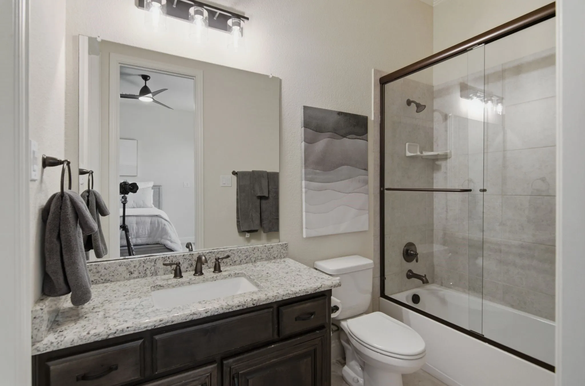 Single Family Residence For Sale in Denton County , 7317 Gem Drive, Frisco, Texas 75034, 3 Bedroom, 4 Bathroom, 3 Garage spaces, 3,030 Sqft, built in 2014, mls#21321921, Real Estate Agent in Frisco, Homes For Sale in Denton county, Homes For Sale in Frisco, Realtor in Frisco Texas, Real Estate Brokerage Independent Realty Texas, Luminita Cordes Realtor