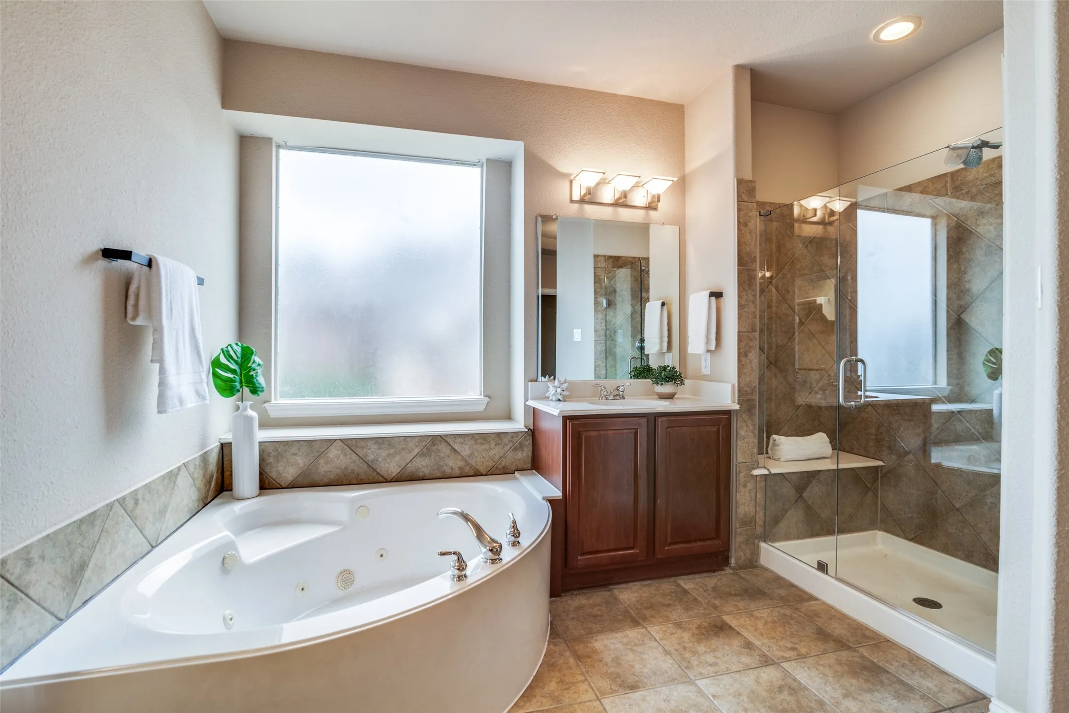 Oversized jet tub