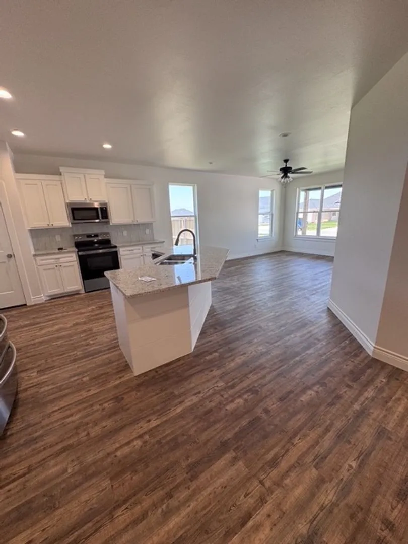 Single Family Residence For Rent in Taylor County , 8142 Sawdust Trail, Abilene, Texas 79602, 3 Bedroom, 2 Bathroom, 1 Garage spaces, 1,515 Sqft, built in 2026, mls#21320666, Real Estate Agent in Abilene, Homes For Rent in Taylor county, Homes For Rent in Abilene, Realtor in Abilene Texas, Real Estate Brokerage Independent Realty Texas, Luminita Cordes Realtor