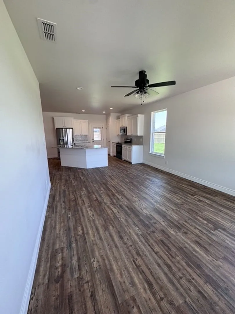 Single Family Residence For Rent in Taylor County , 8142 Sawdust Trail, Abilene, Texas 79602, 3 Bedroom, 2 Bathroom, 1 Garage spaces, 1,515 Sqft, built in 2026, mls#21320666, Real Estate Agent in Abilene, Homes For Rent in Taylor county, Homes For Rent in Abilene, Realtor in Abilene Texas, Real Estate Brokerage Independent Realty Texas, Luminita Cordes Realtor