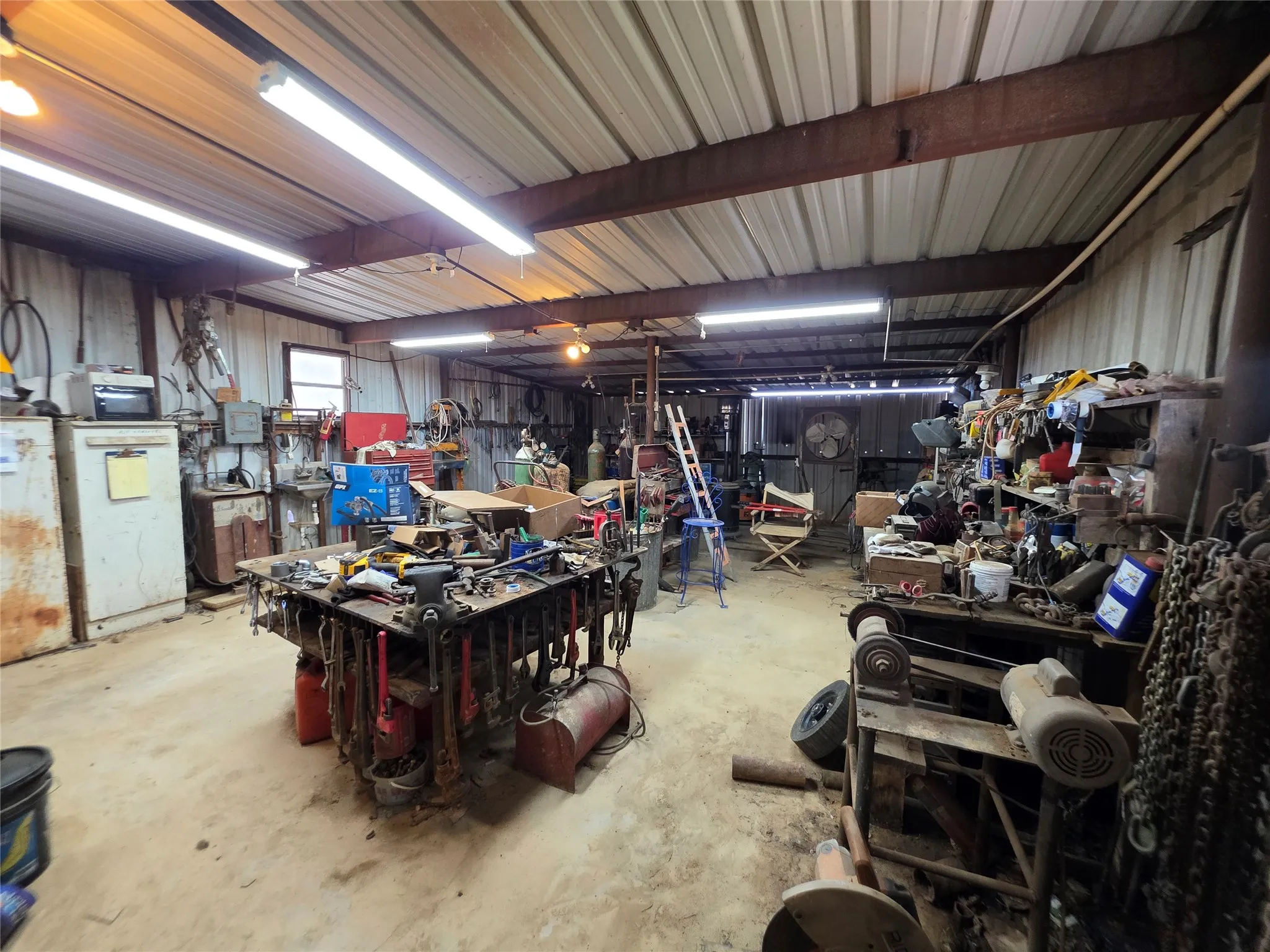Ranch For Sale in Brown County , 2251 Fm 585, Bangs, Texas 76823, 0, 0, Garage spaces, 0 Sqft, built in 0, Price $1,769,875, mls#21322475, Real Estate Agent in Bangs, Homes For Sale in Brown county, Homes For Sale in Bangs, Realtor in Bangs Texas, Real Estate Brokerage Independent Realty Texas, Luminita Cordes Realtor