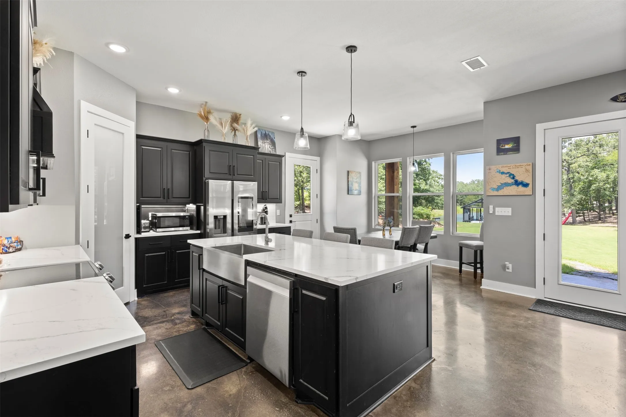 Single Family Residence For Sale in Freestone County , 136 Private Road 197, Streetman, Texas 75859, 3 Bedroom, 3 Bathroom, Garage spaces, 2,106 Sqft, built in 2023, mls#21321746, Real Estate Agent in Streetman, Homes For Sale in Freestone county, Homes For Sale in Streetman, Realtor in Streetman Texas, Real Estate Brokerage Independent Realty Texas, Luminita Cordes Realtor