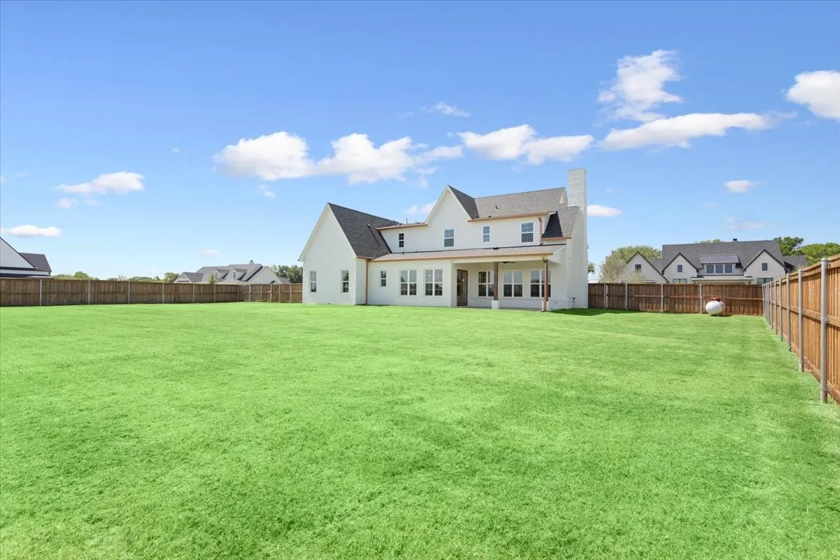 Single Family Residence For Sale in Mc Lennan County , 931 Fawn Drive, Mc Gregor, Texas 76657, 4 Bedroom, 4 Bathroom, 2 Garage spaces, 3,273 Sqft, built in 2025, mls#21322519, Real Estate Agent in Mc Gregor, Homes For Sale in Mc Lennan county, Homes For Sale in Mc Gregor, Realtor in Mc Gregor Texas, Real Estate Brokerage Independent Realty Texas, Luminita Cordes Realtor